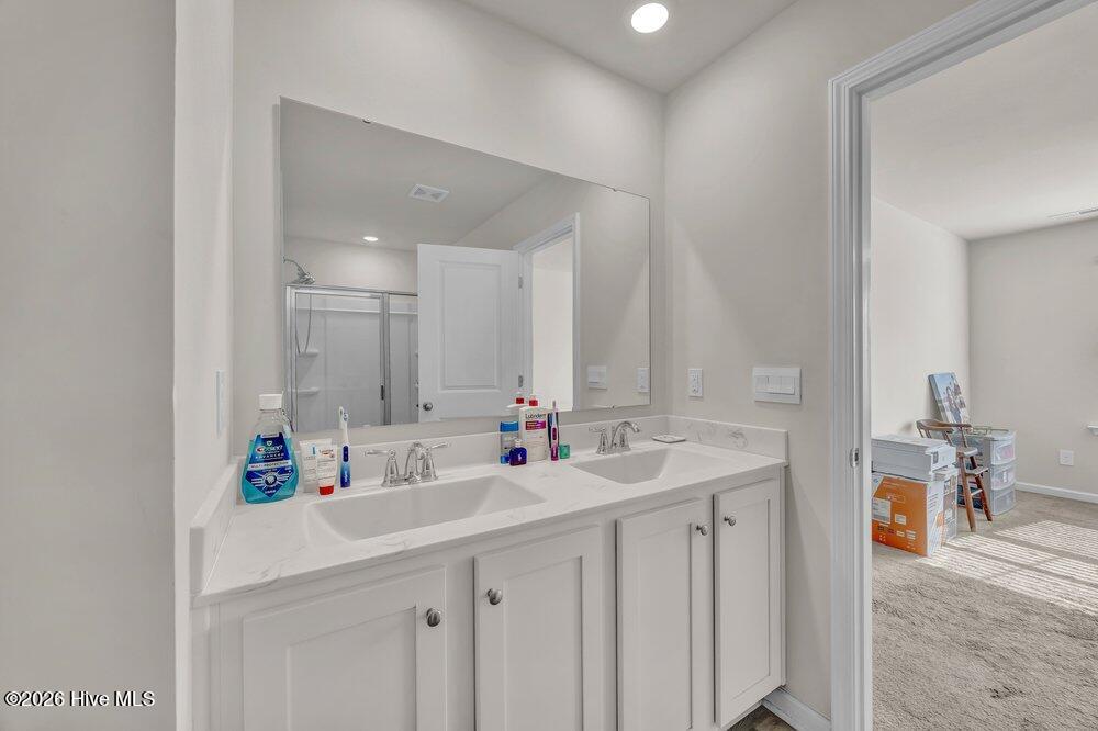 100552961 | Photo 16