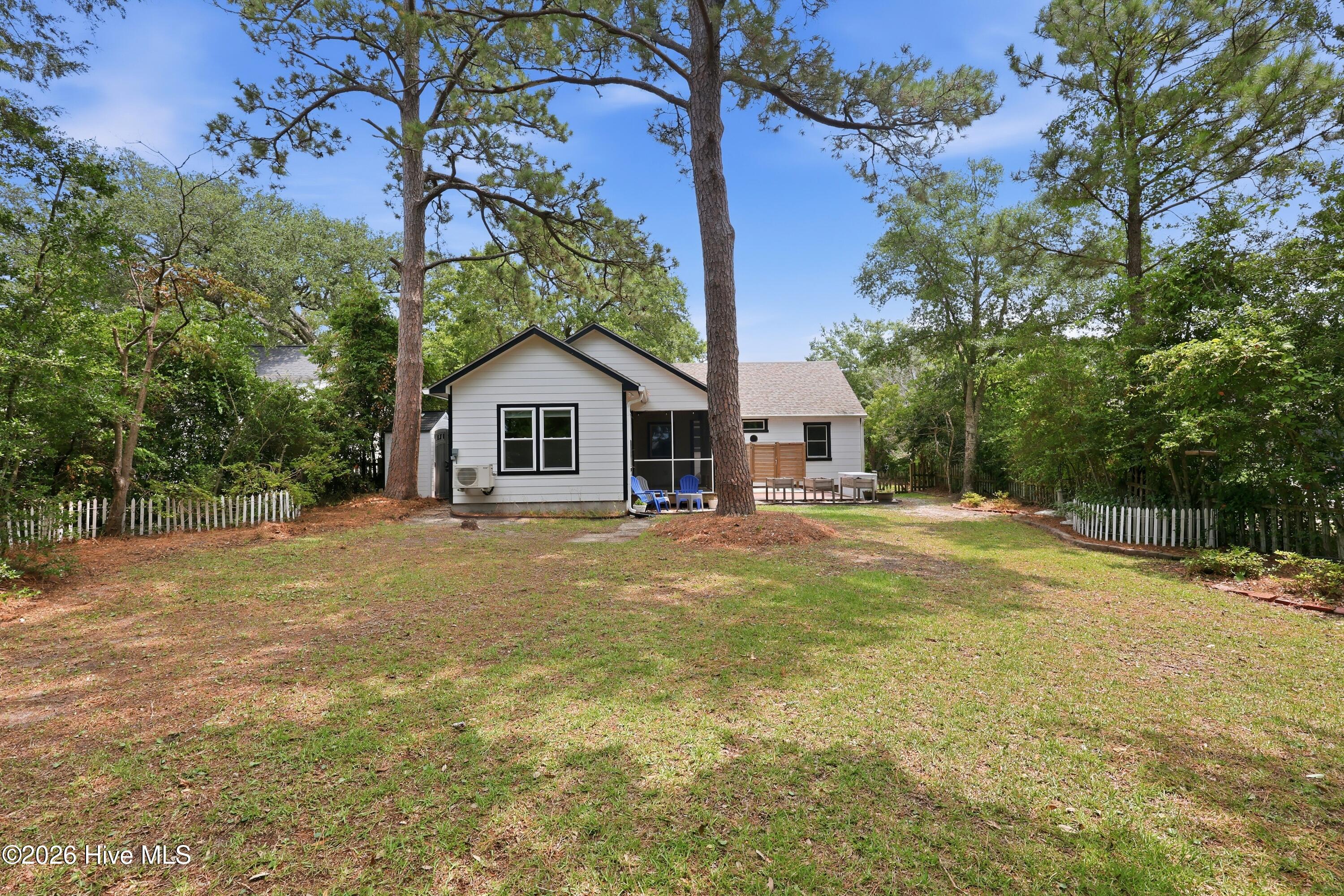109 Noyes Avenue,Morehead City