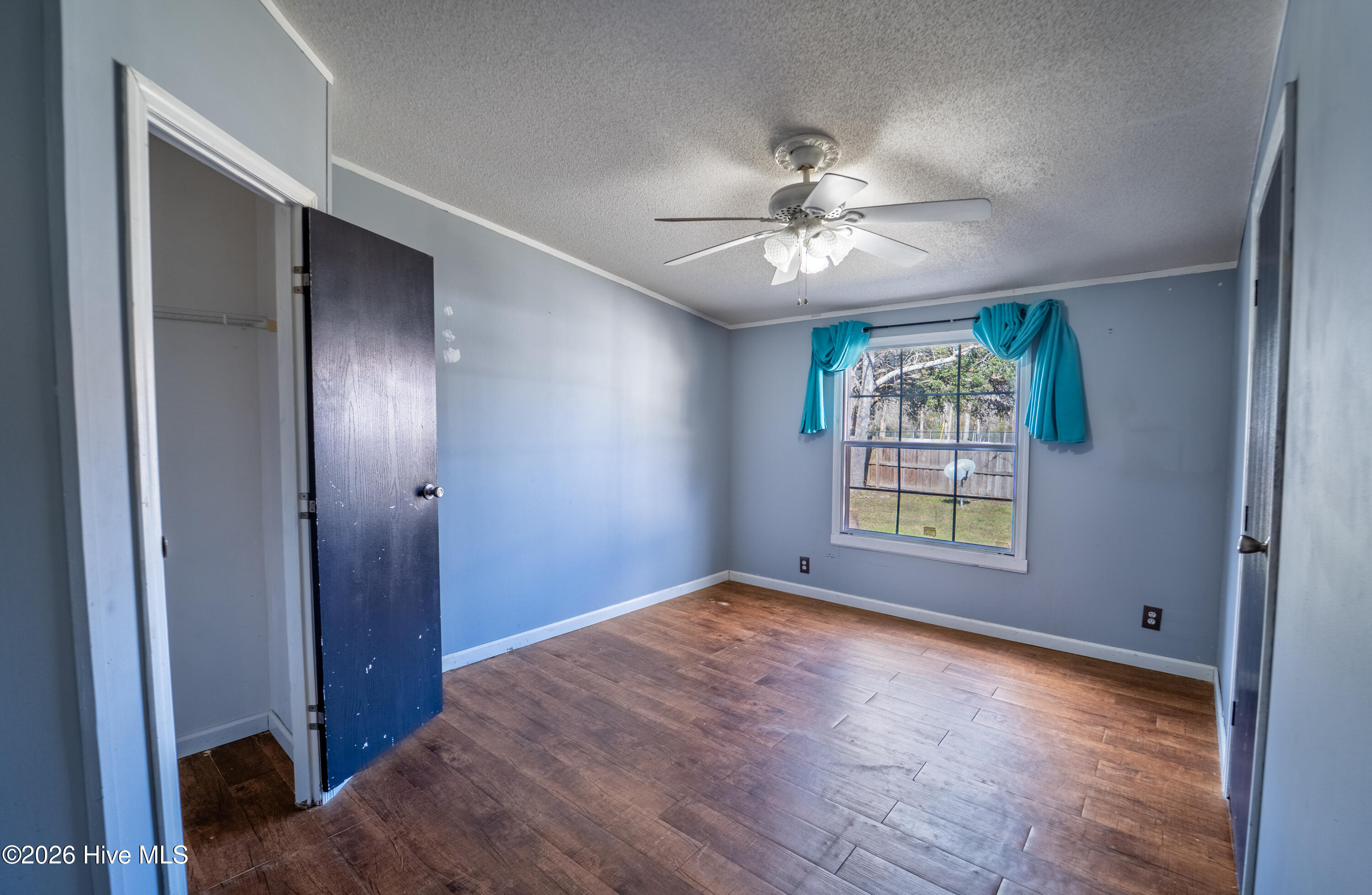 100556798 | Photo 10