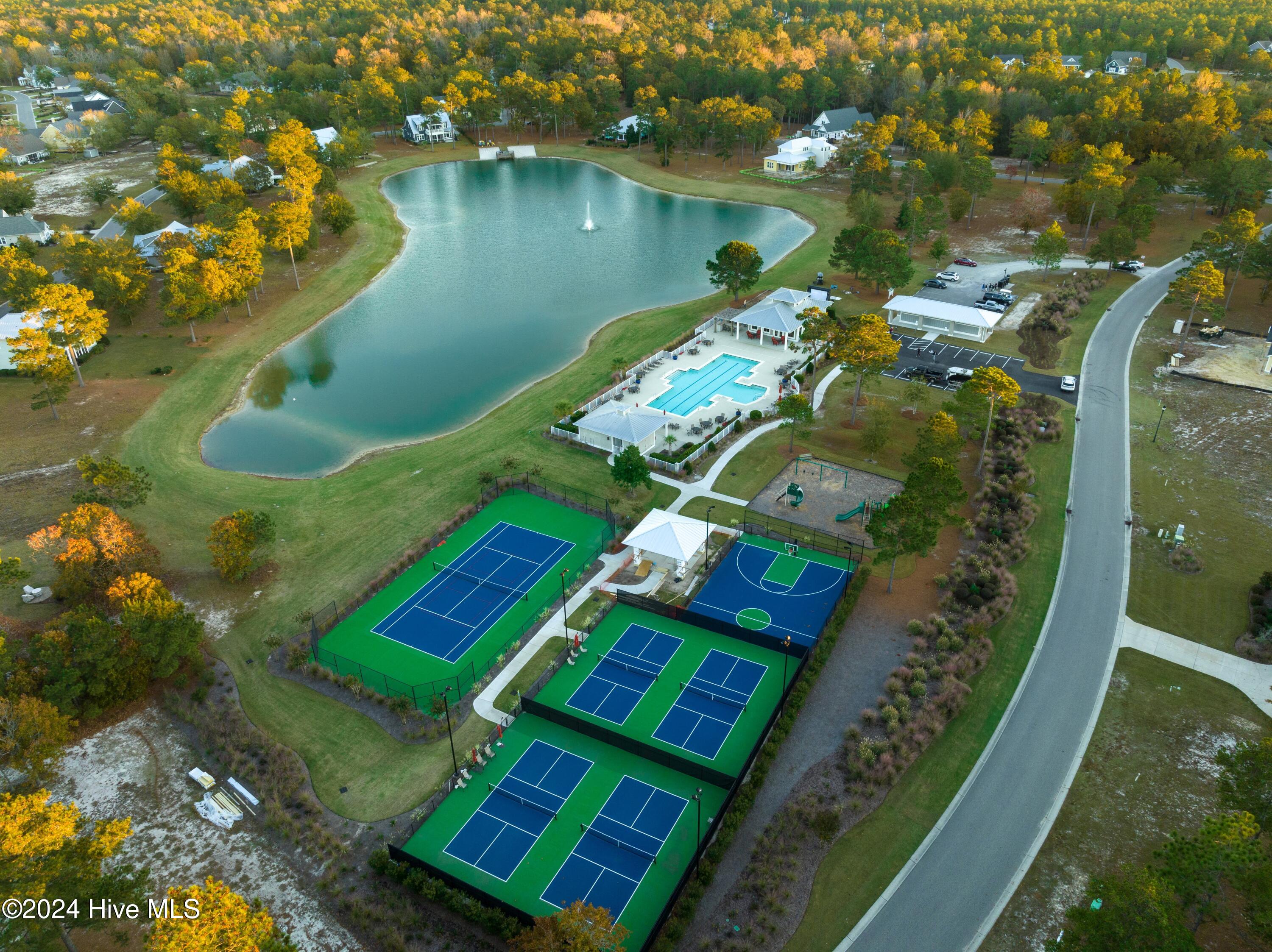 100399214 | Photo 10