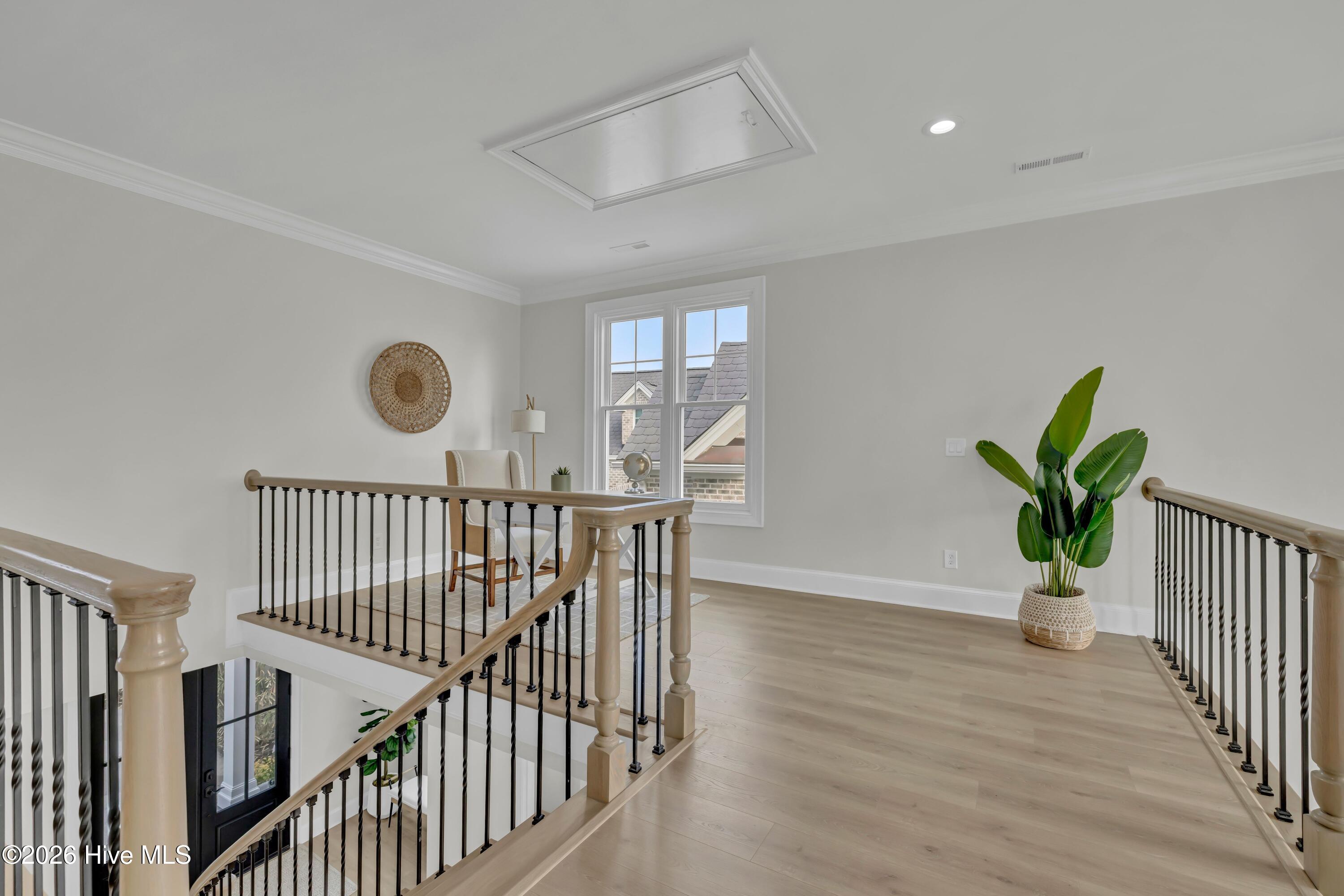 100552340 | Photo 35