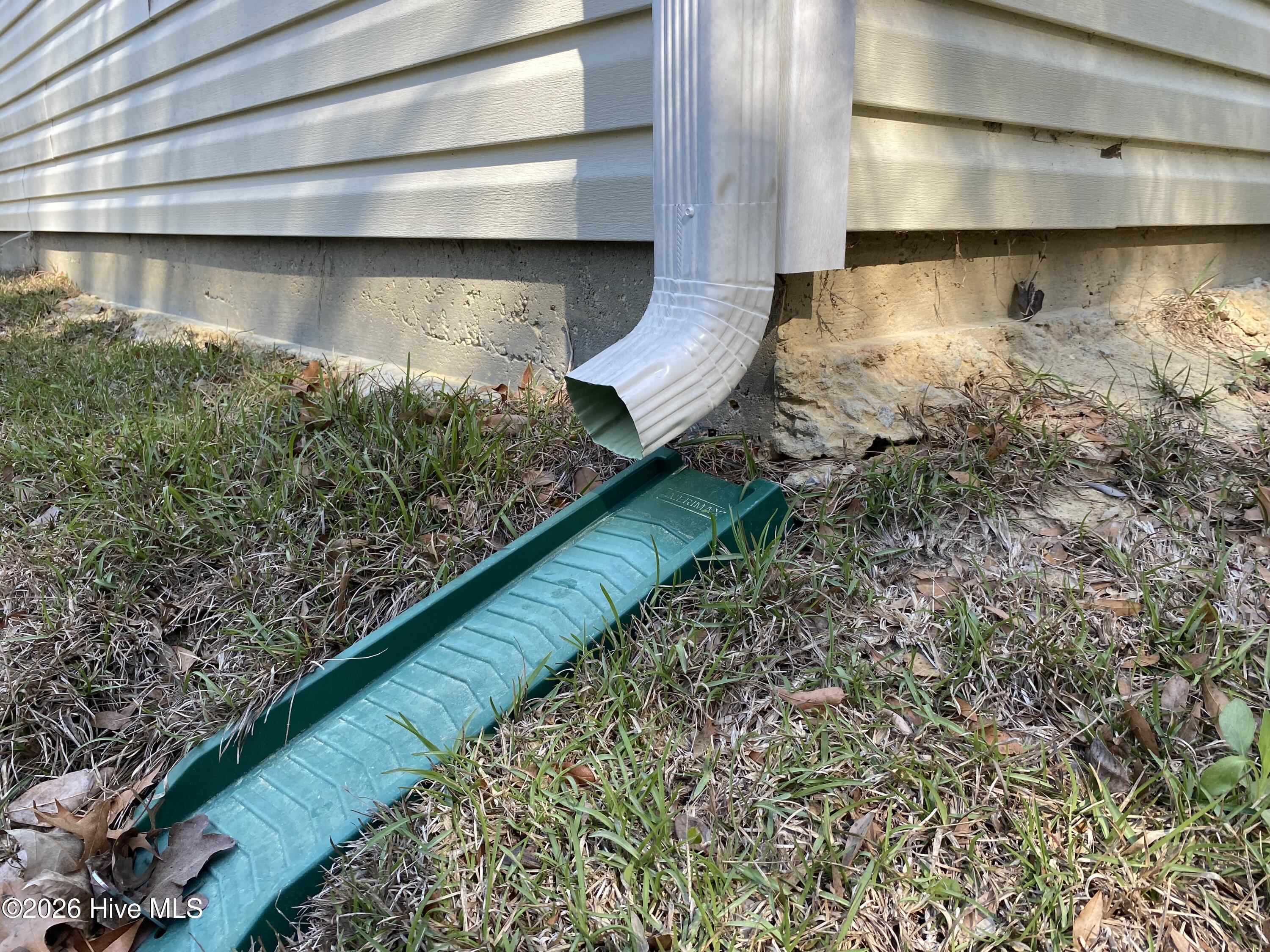 100566692 | Photo 10