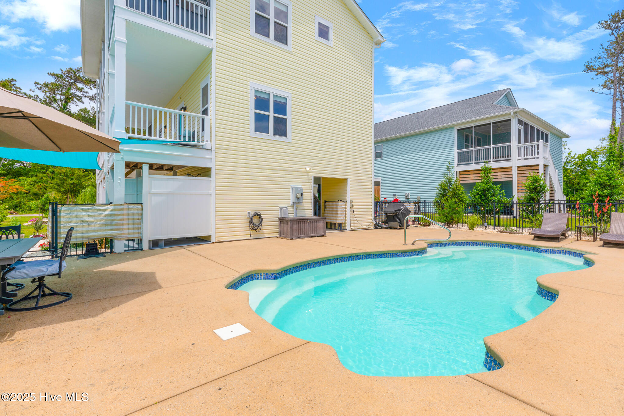 100507541 | Photo 10