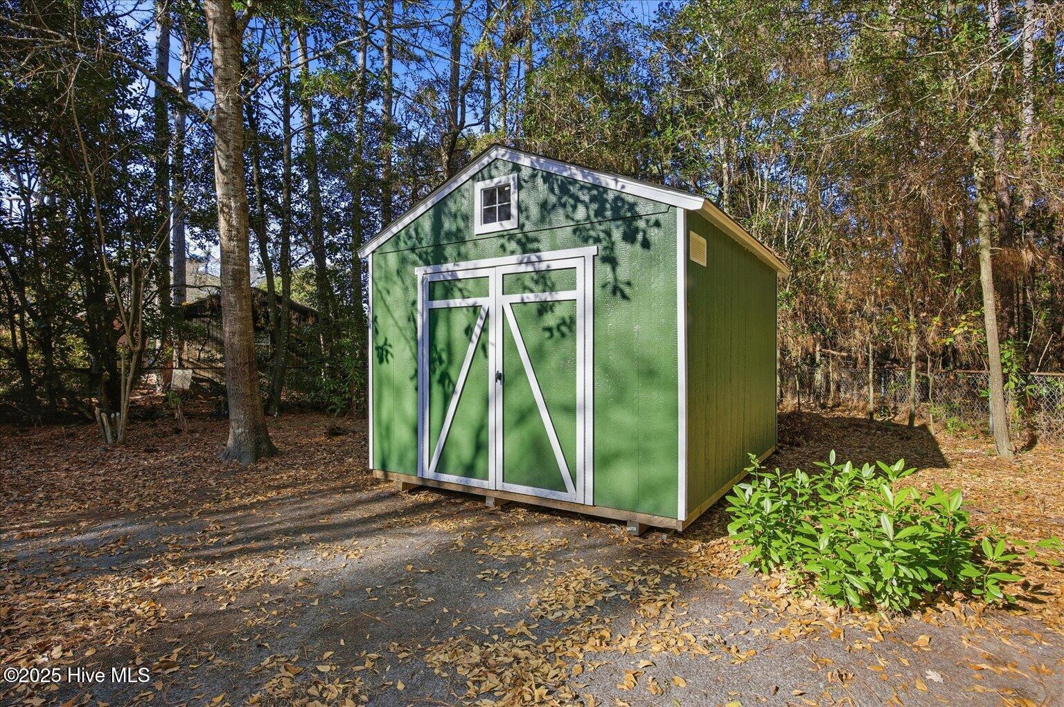 100546671 | Photo 28