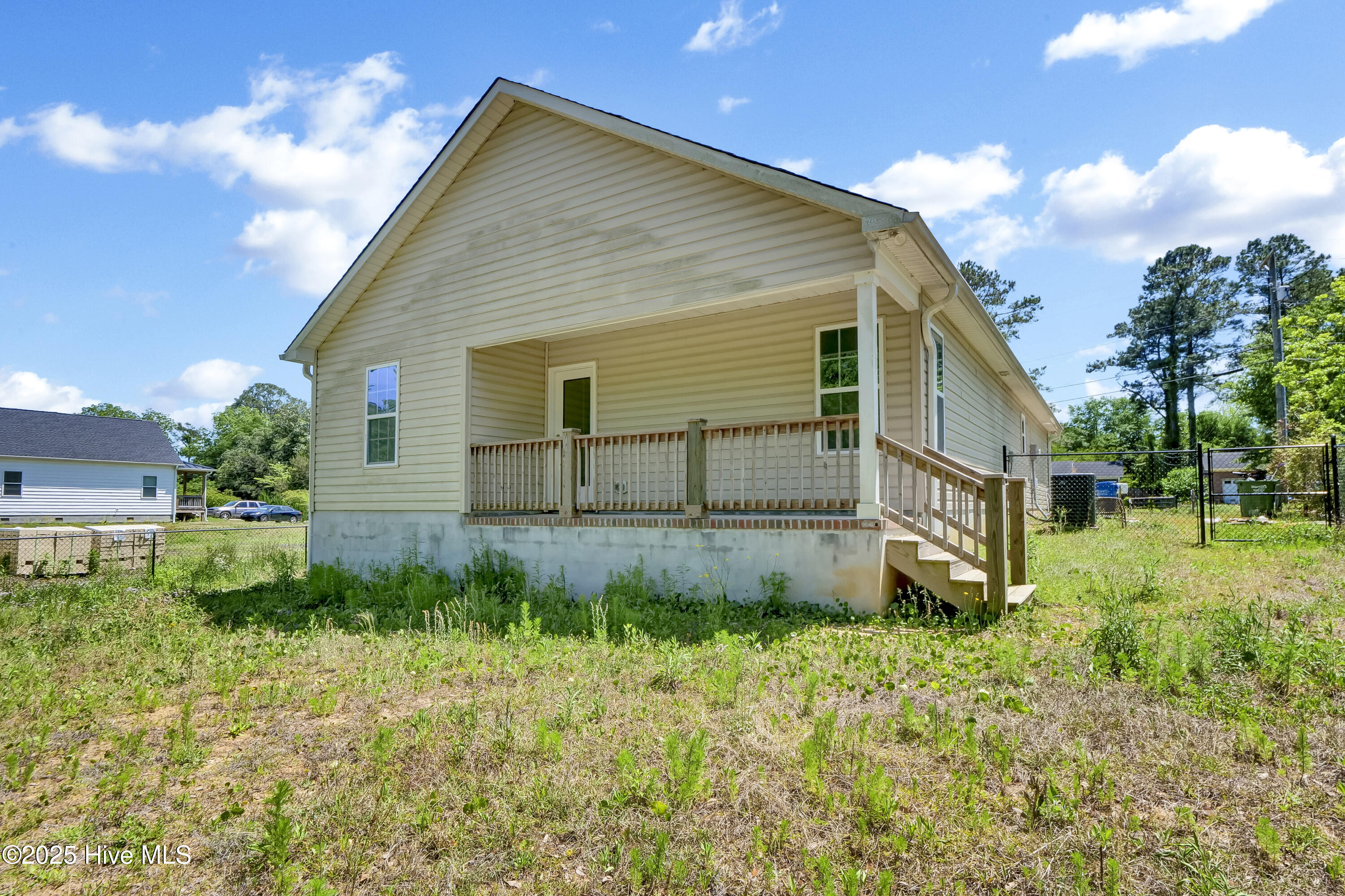 100513593 | Photo 21