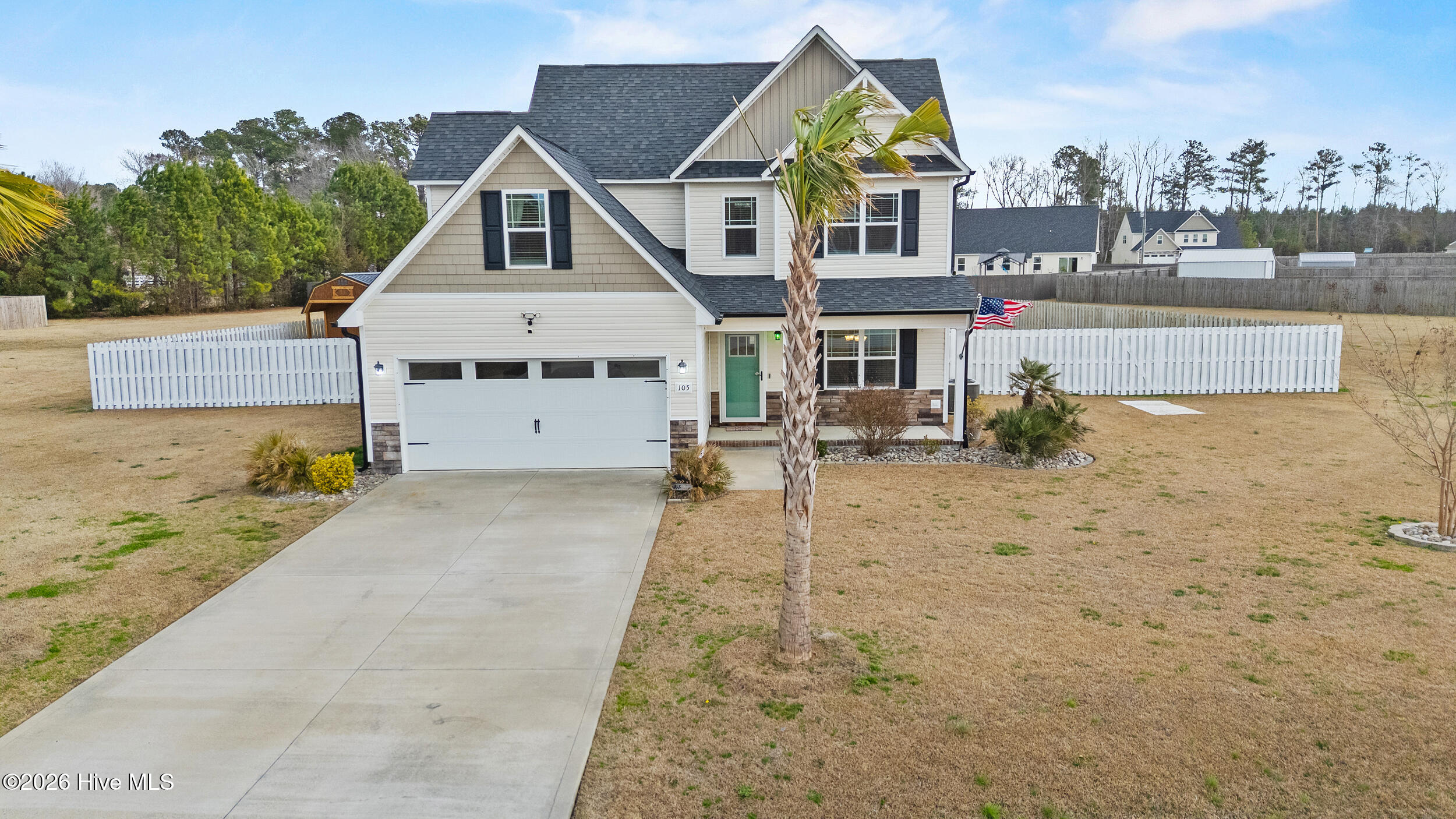 100556419 | Photo 46