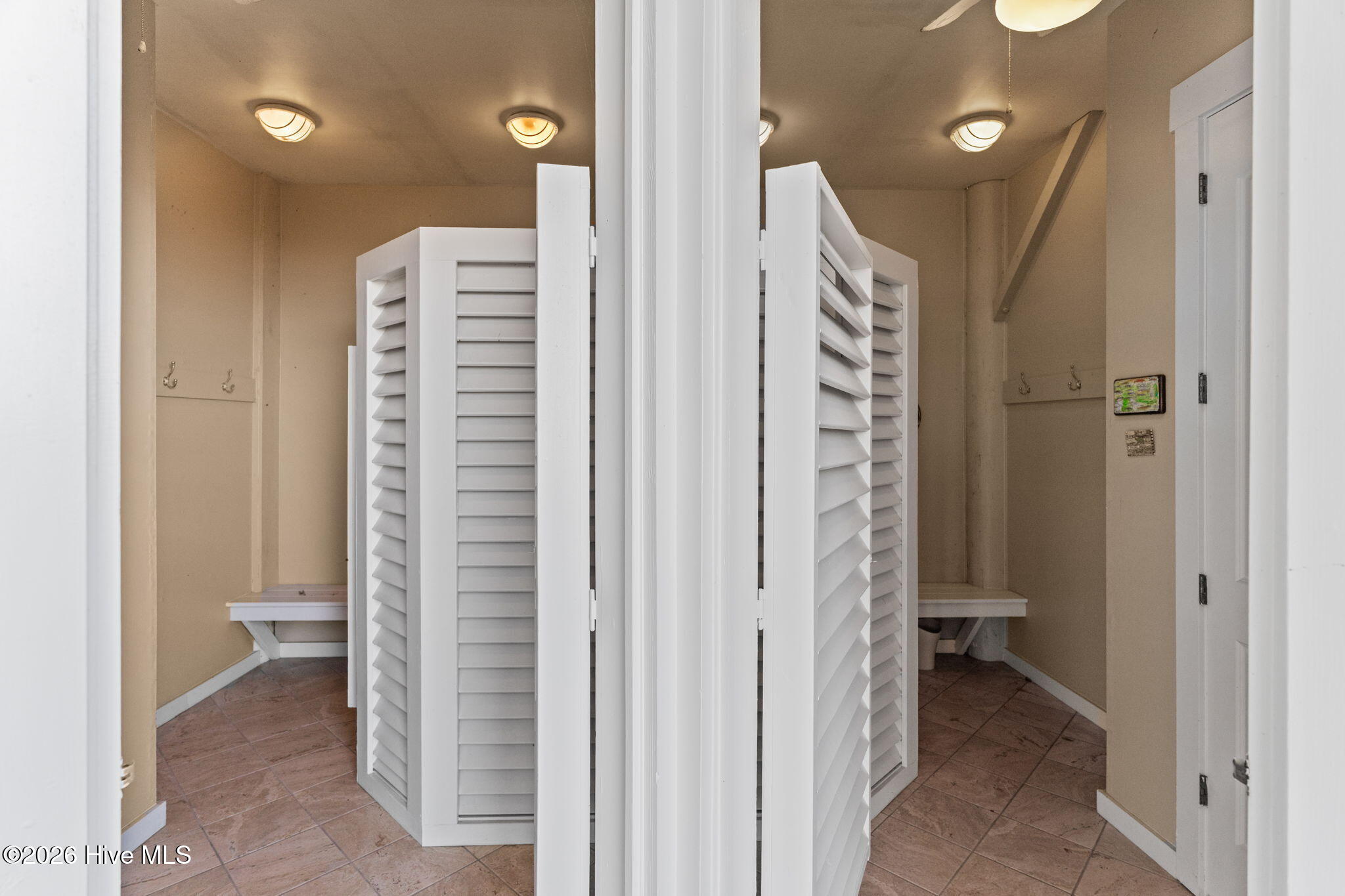 100554777 | Photo 80