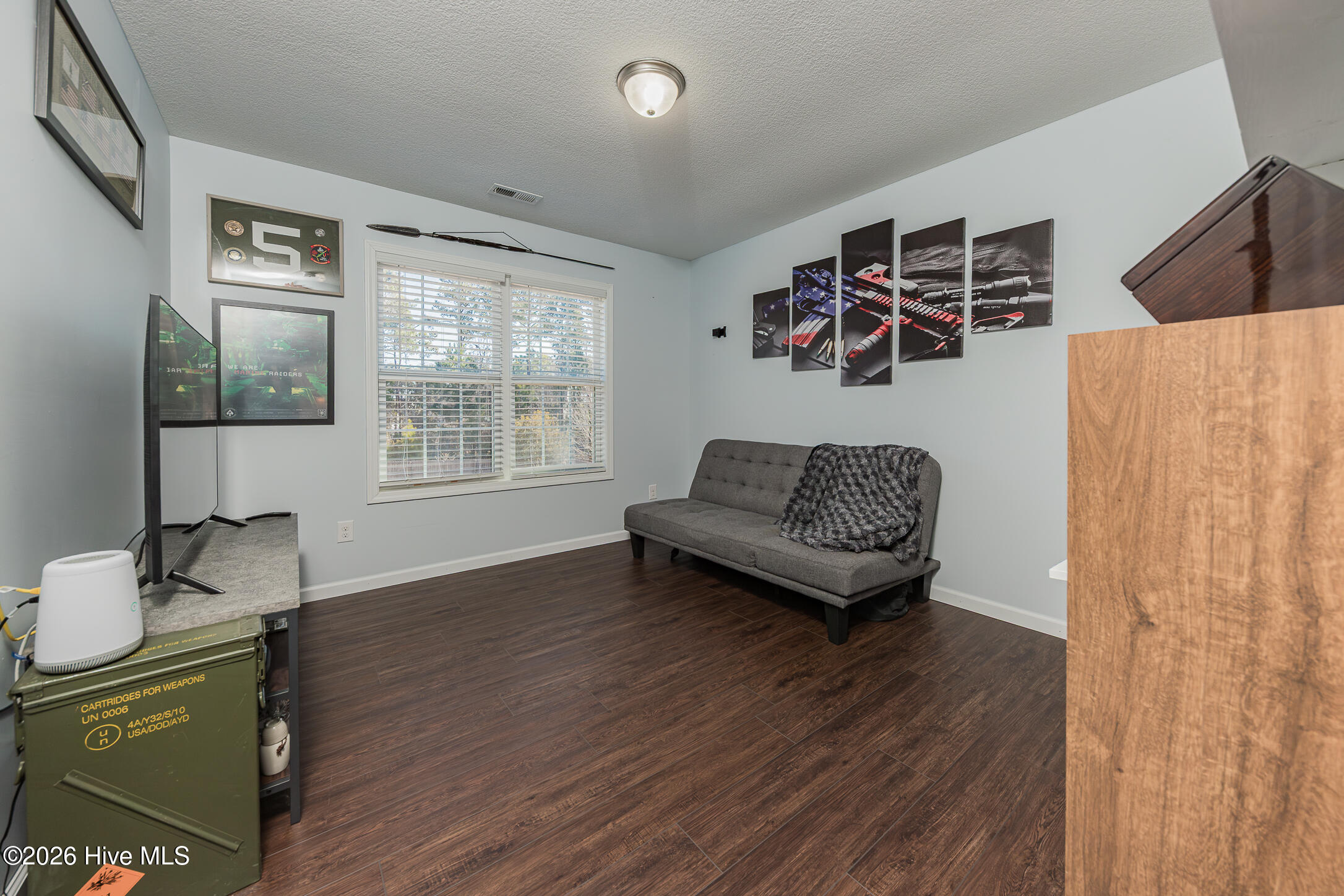 100554751 | Photo 53