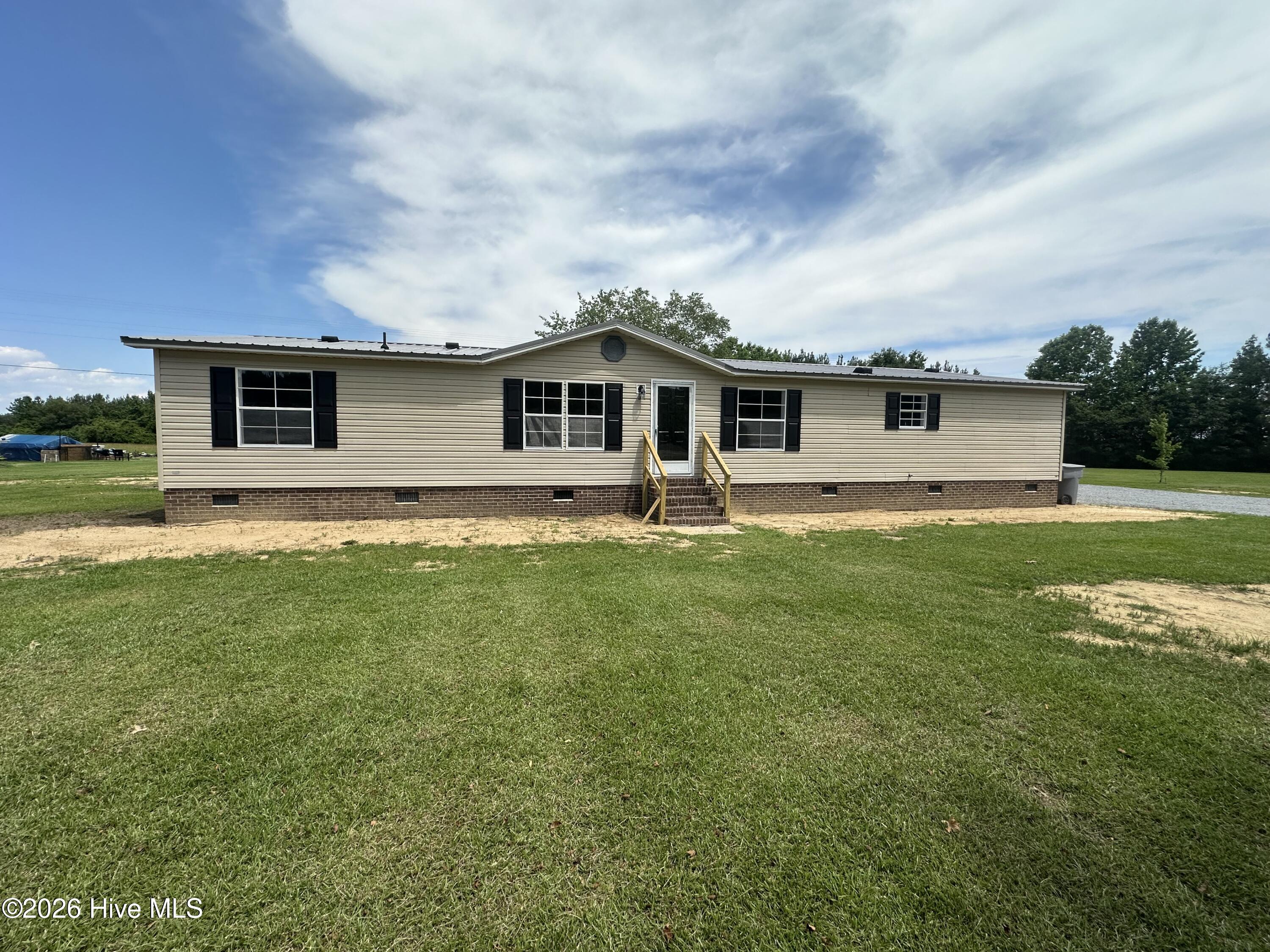 3062 Ashleys Grove Road, Conway, NC 27820