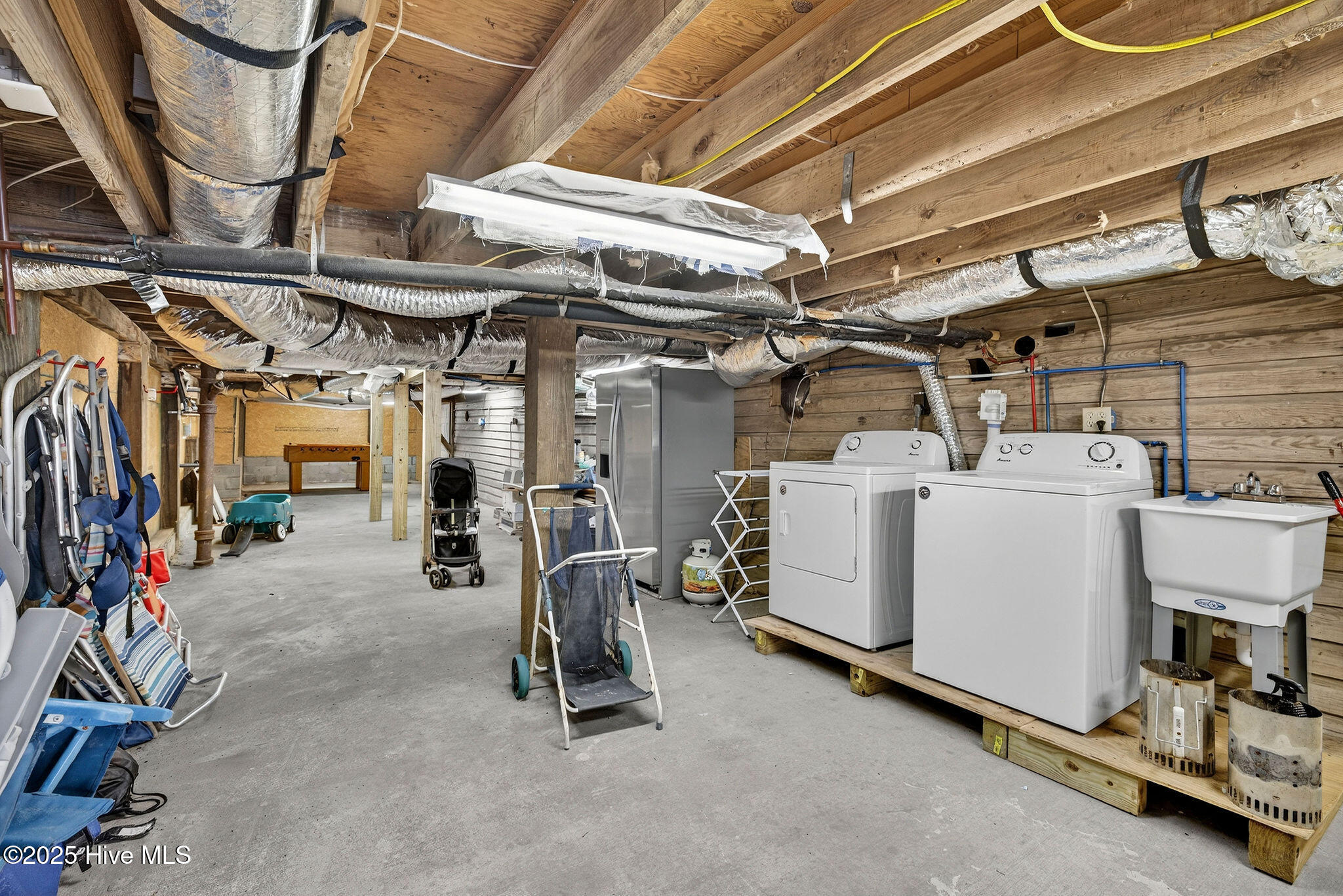 100543677 | Photo 52