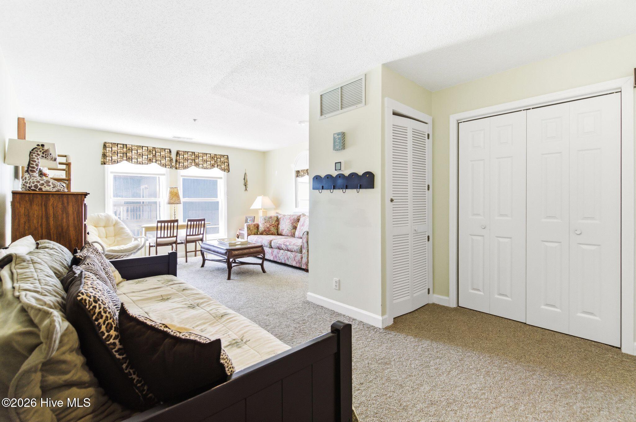 100564171 | Photo 29