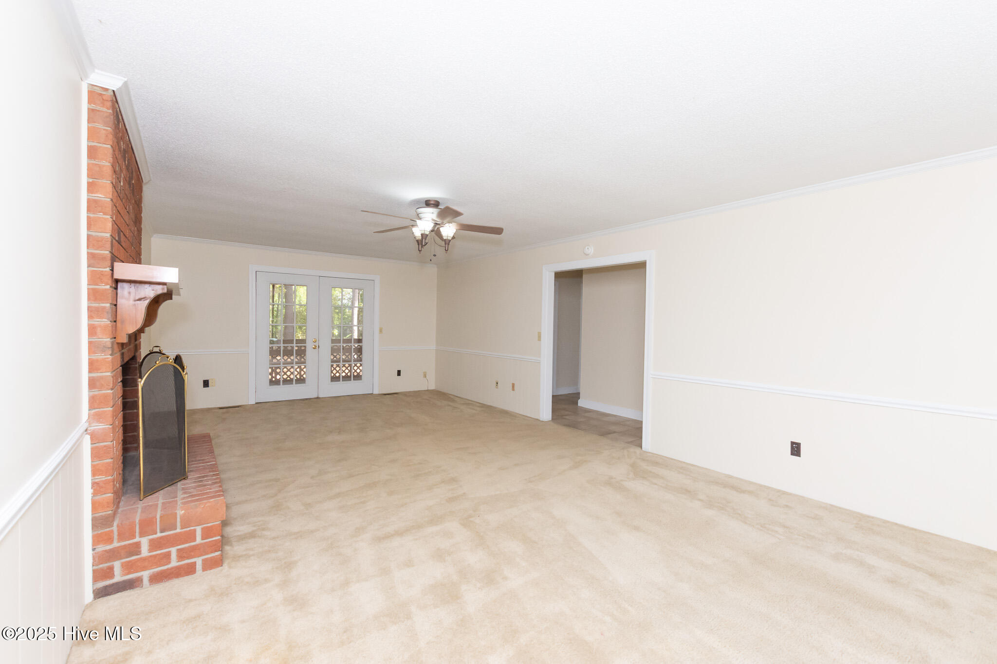 100506266 | Photo 25