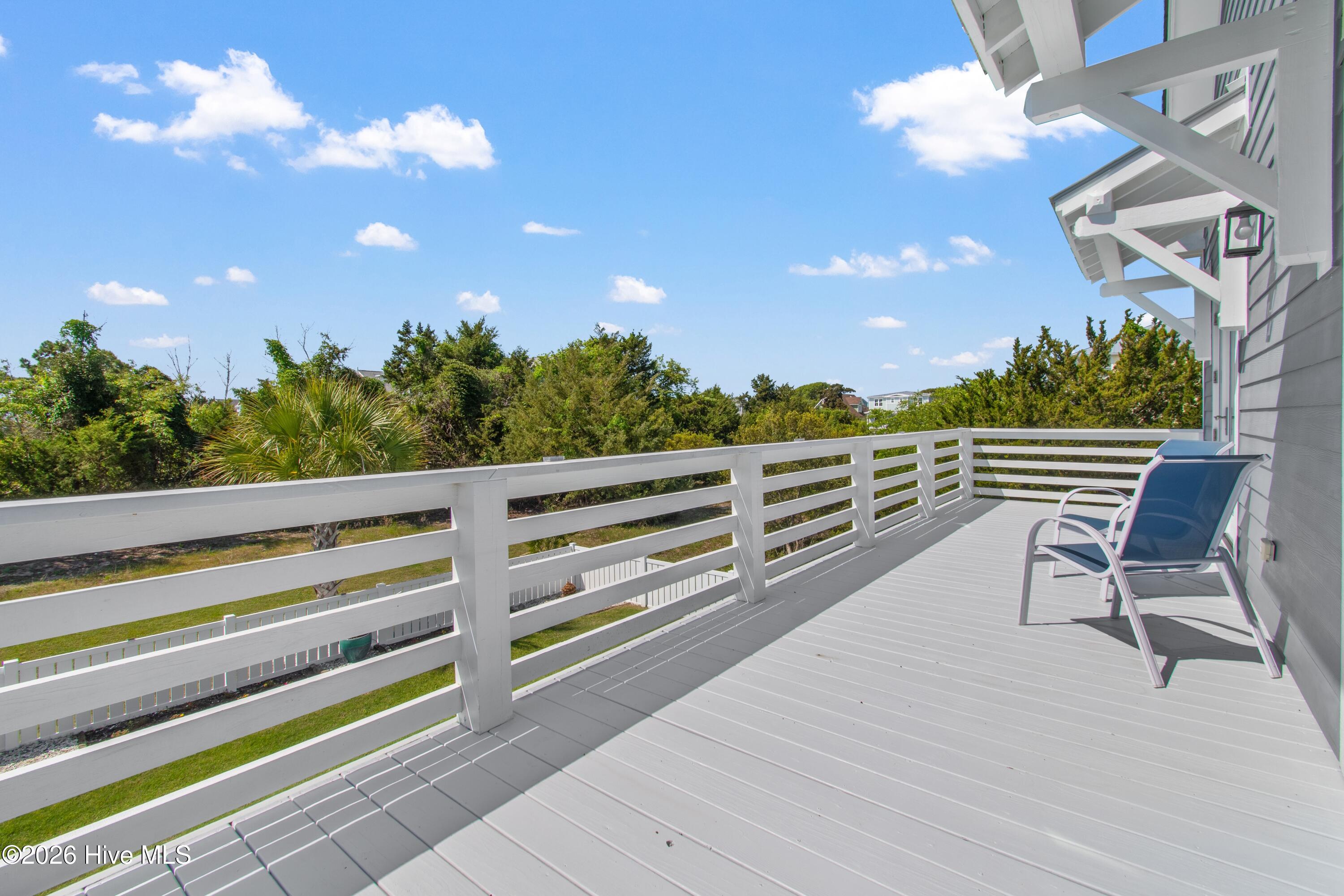 100567916 | Photo 50