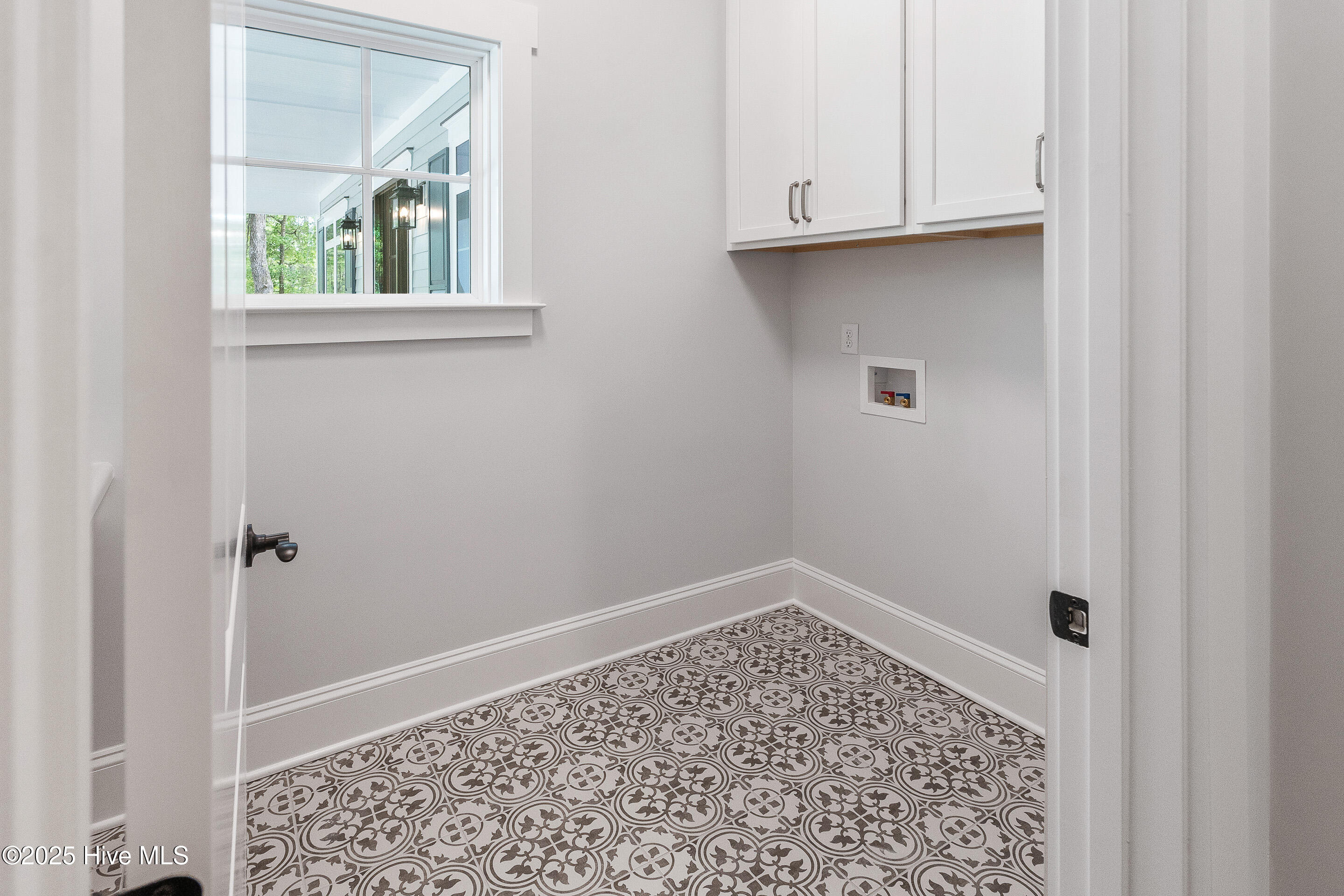 100487716 | Photo 36