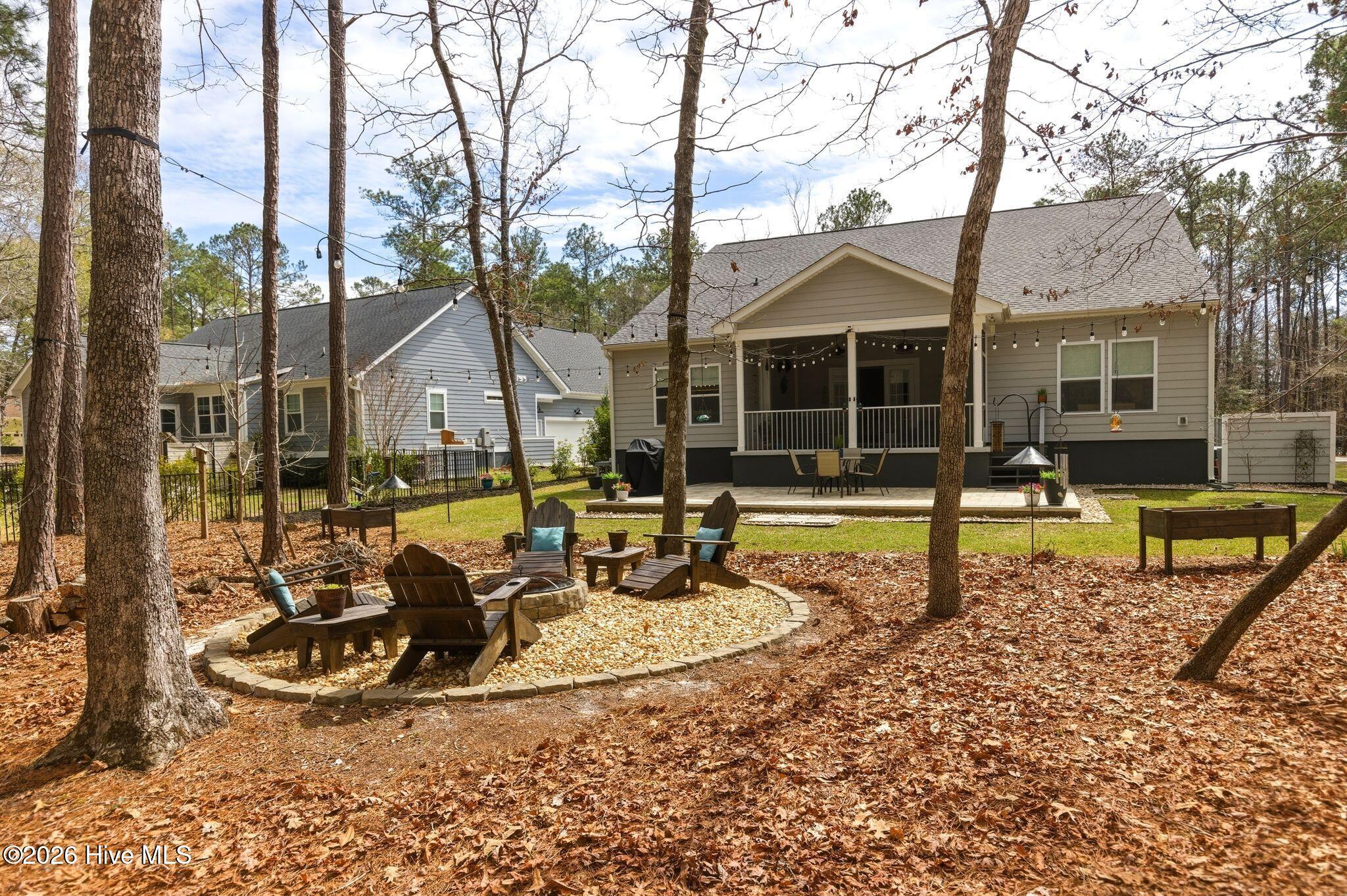 100560702 | Photo 26