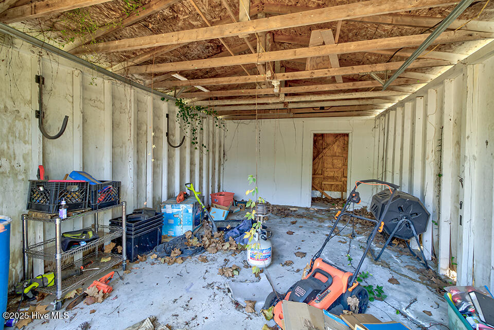 100543494 | Photo 15