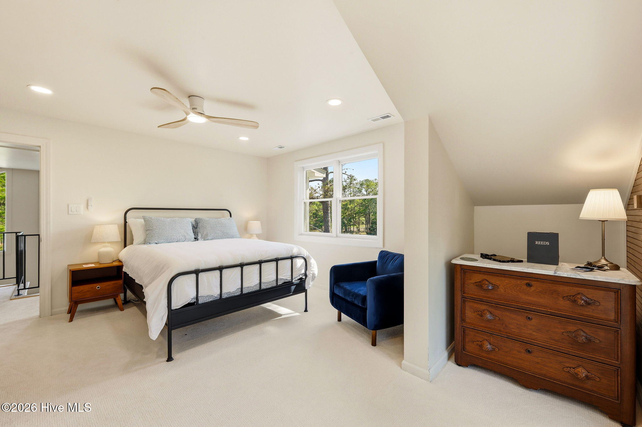 954 Fork Point Road,Oriental