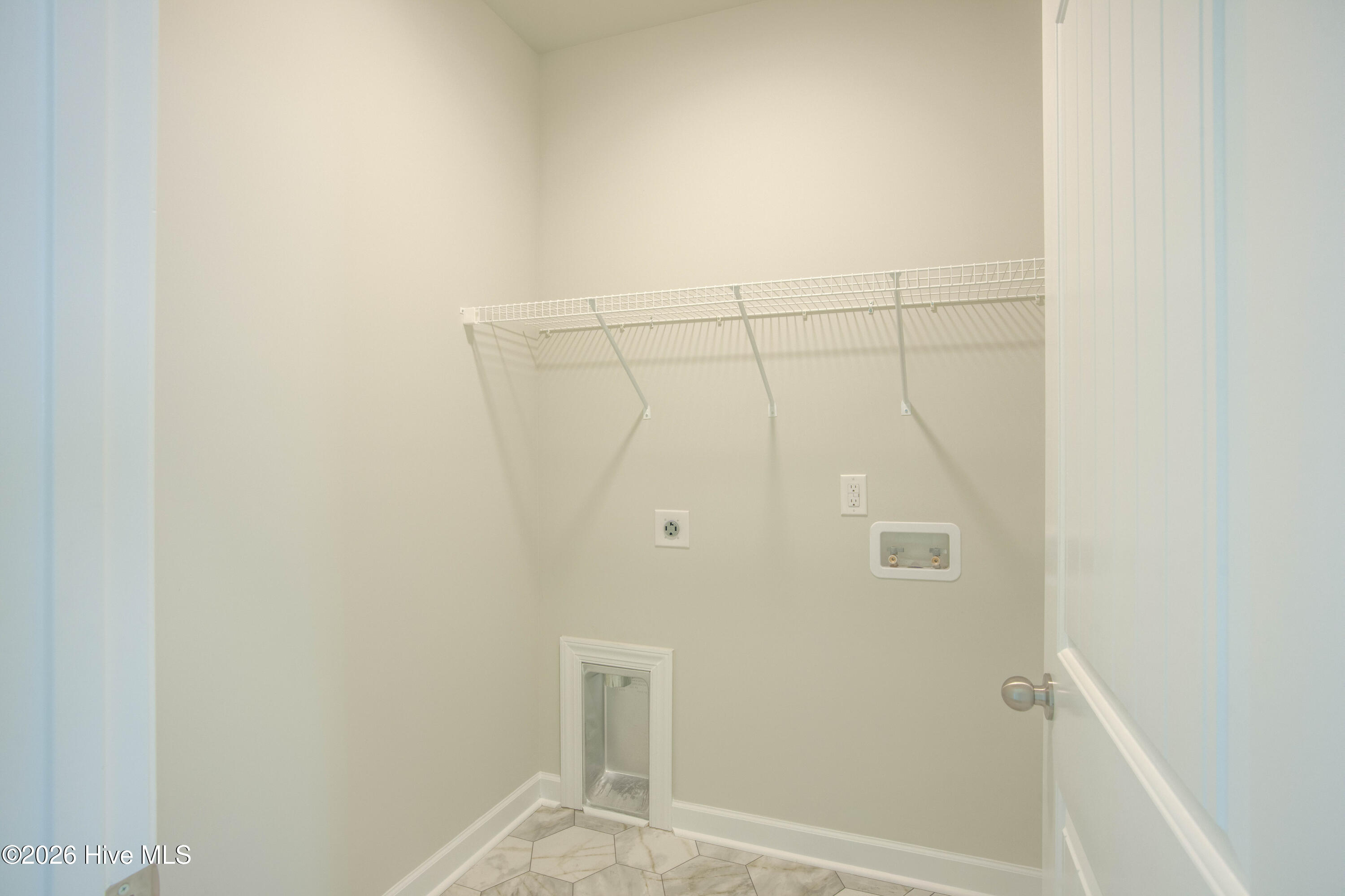 100526868 | Photo 22