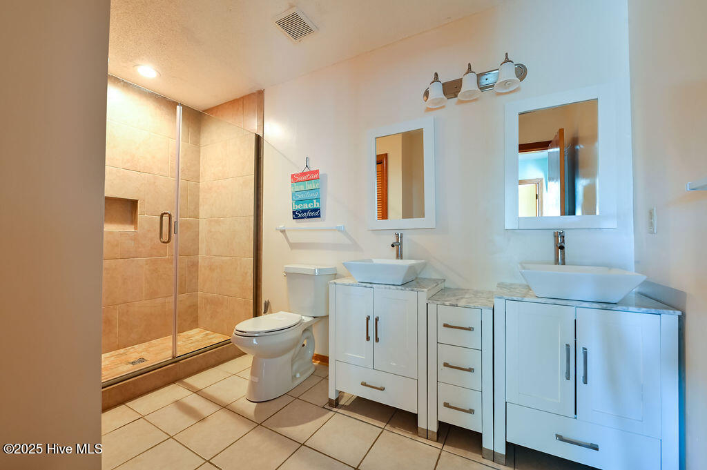 Full Bath Top Floor