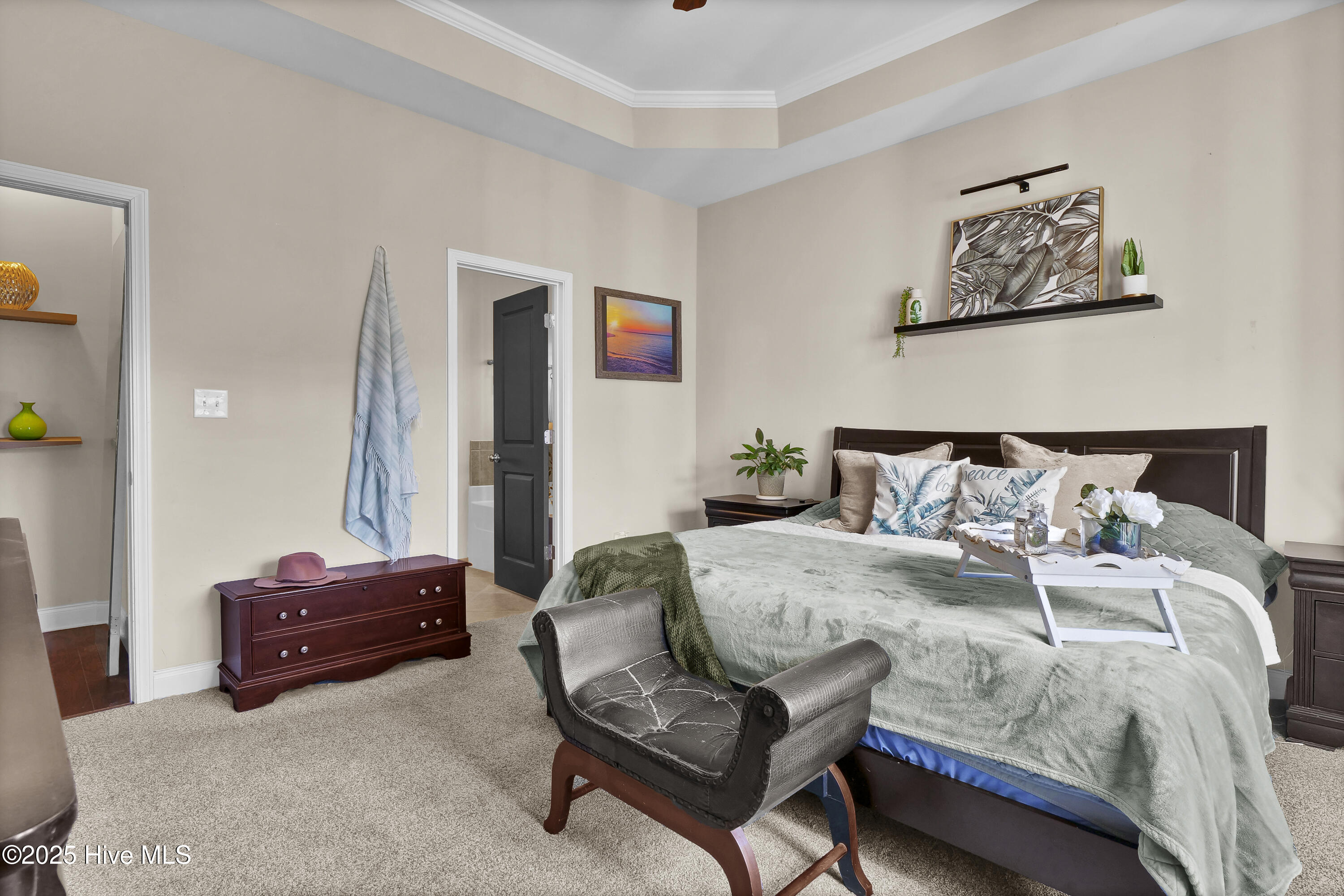 100541385 | Photo 17