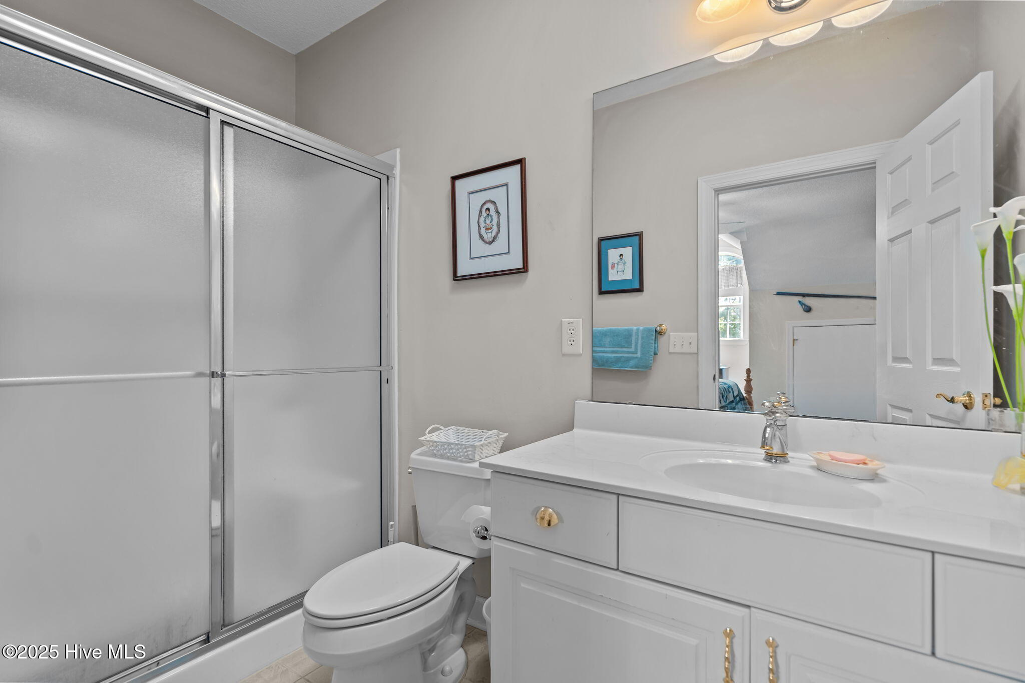 100521932 | Photo 39