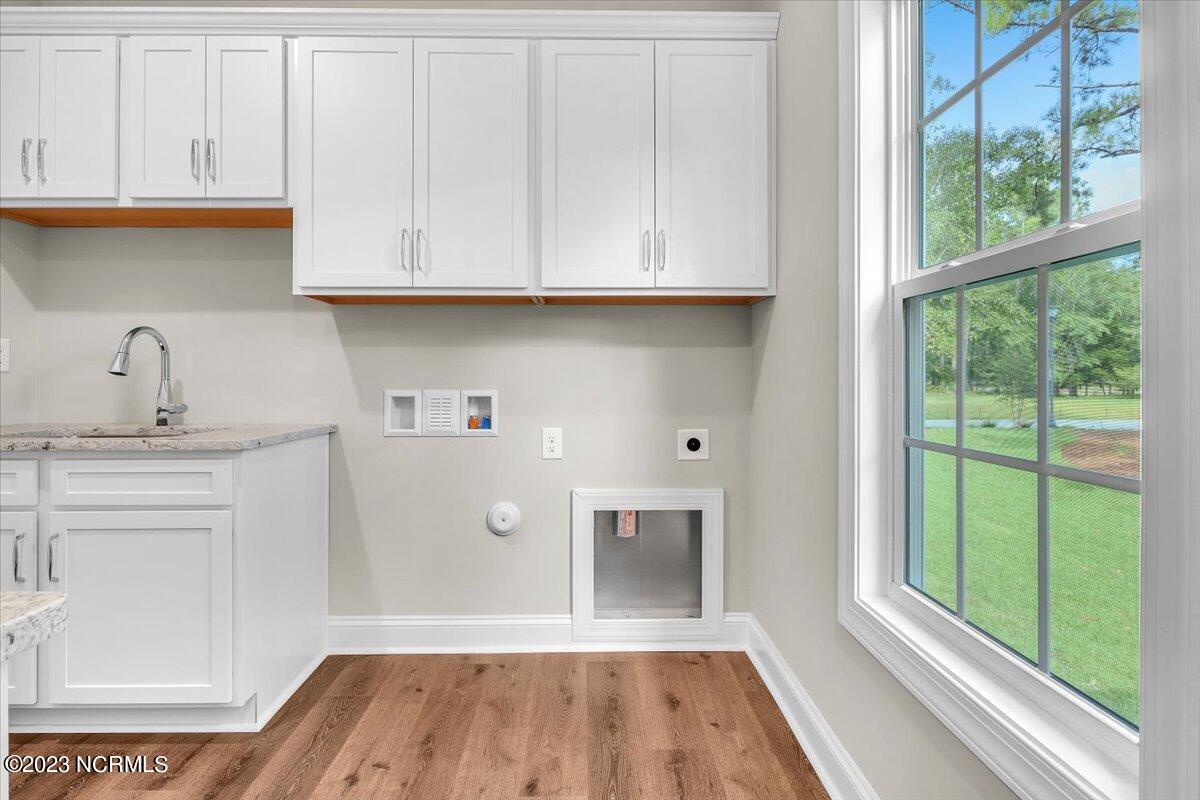 100524155 | Photo 64