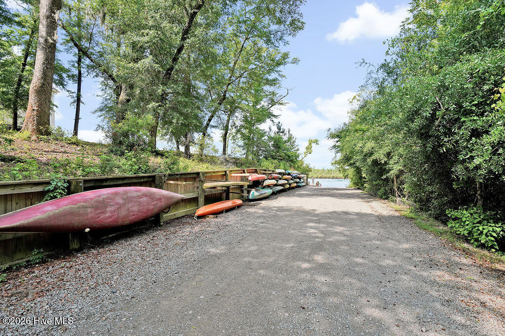 100549849 | Photo 62