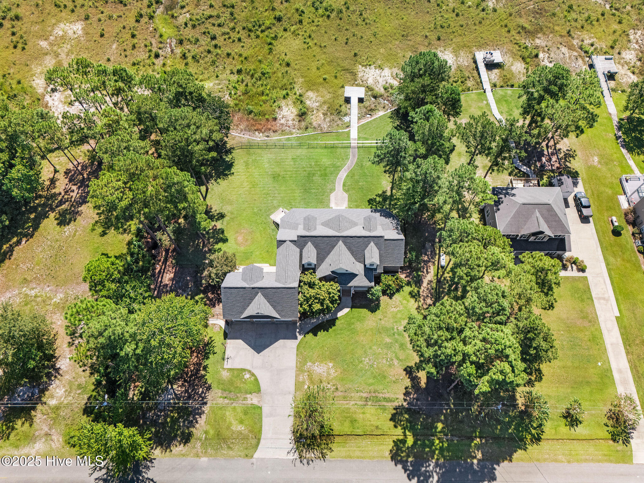 100526729 | Photo 92