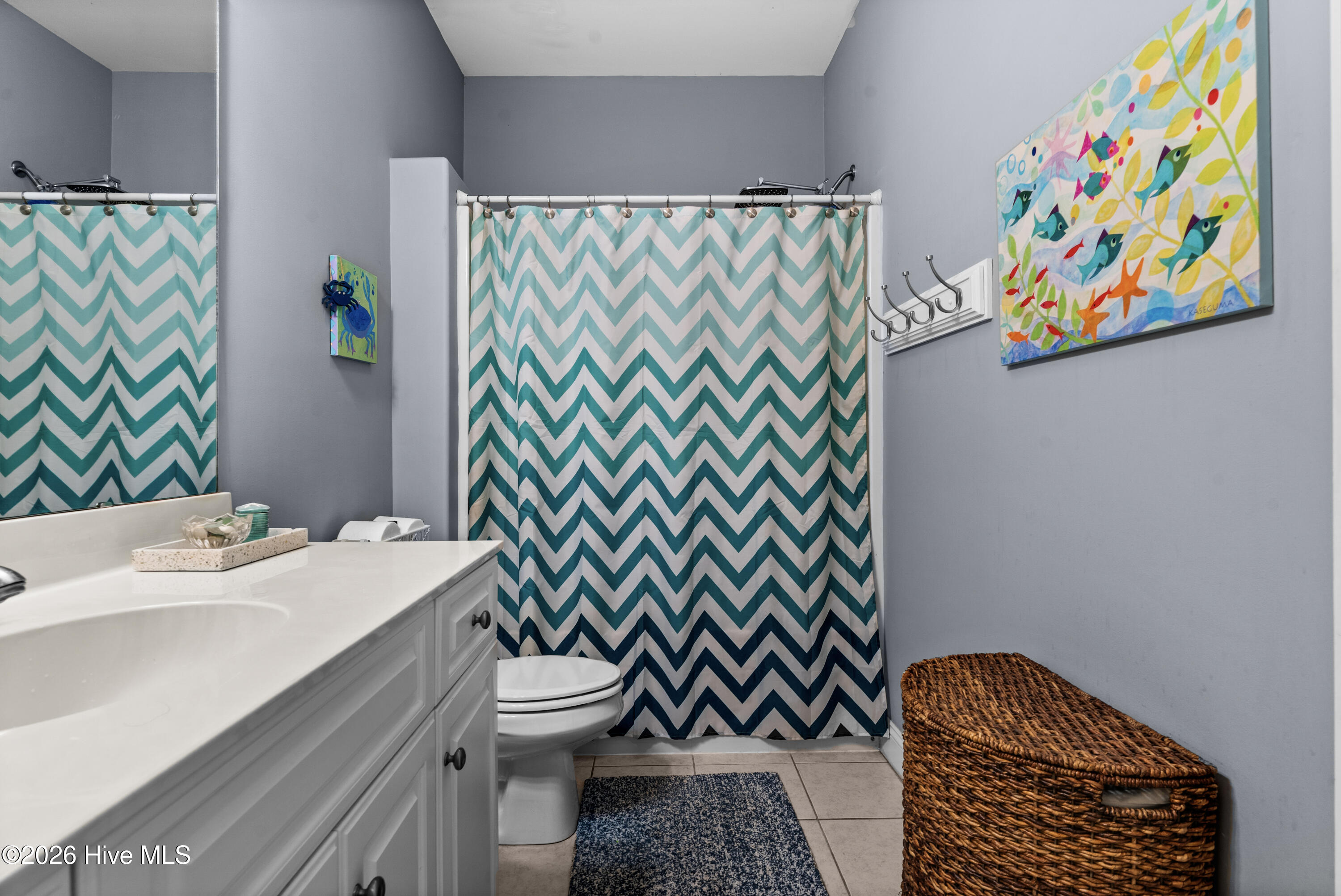 100550440 | Photo 41