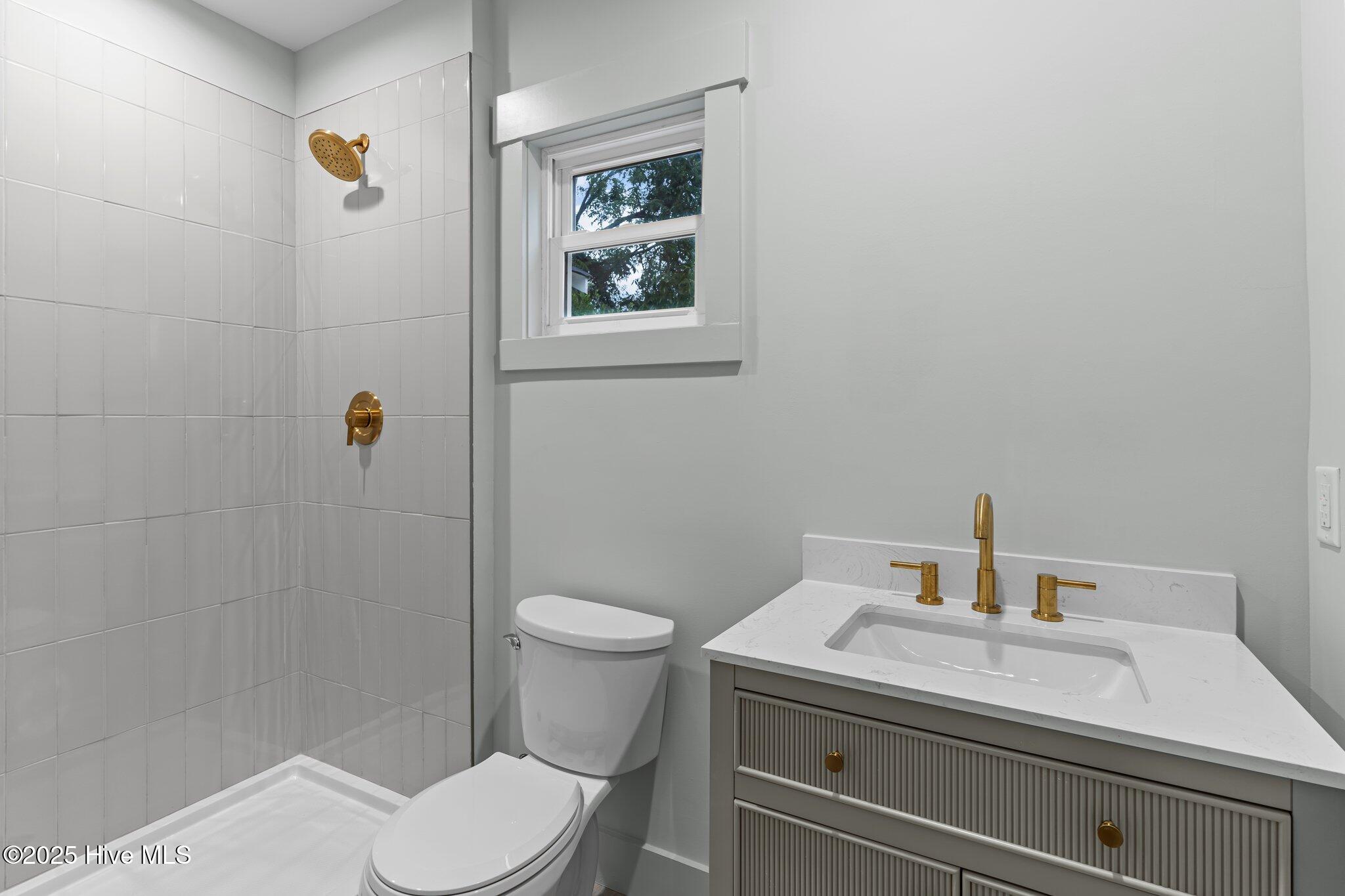 1702 Orange Street, Wilmington, NC 28403 – photo 7: 37-web-or-mls-BTS01202