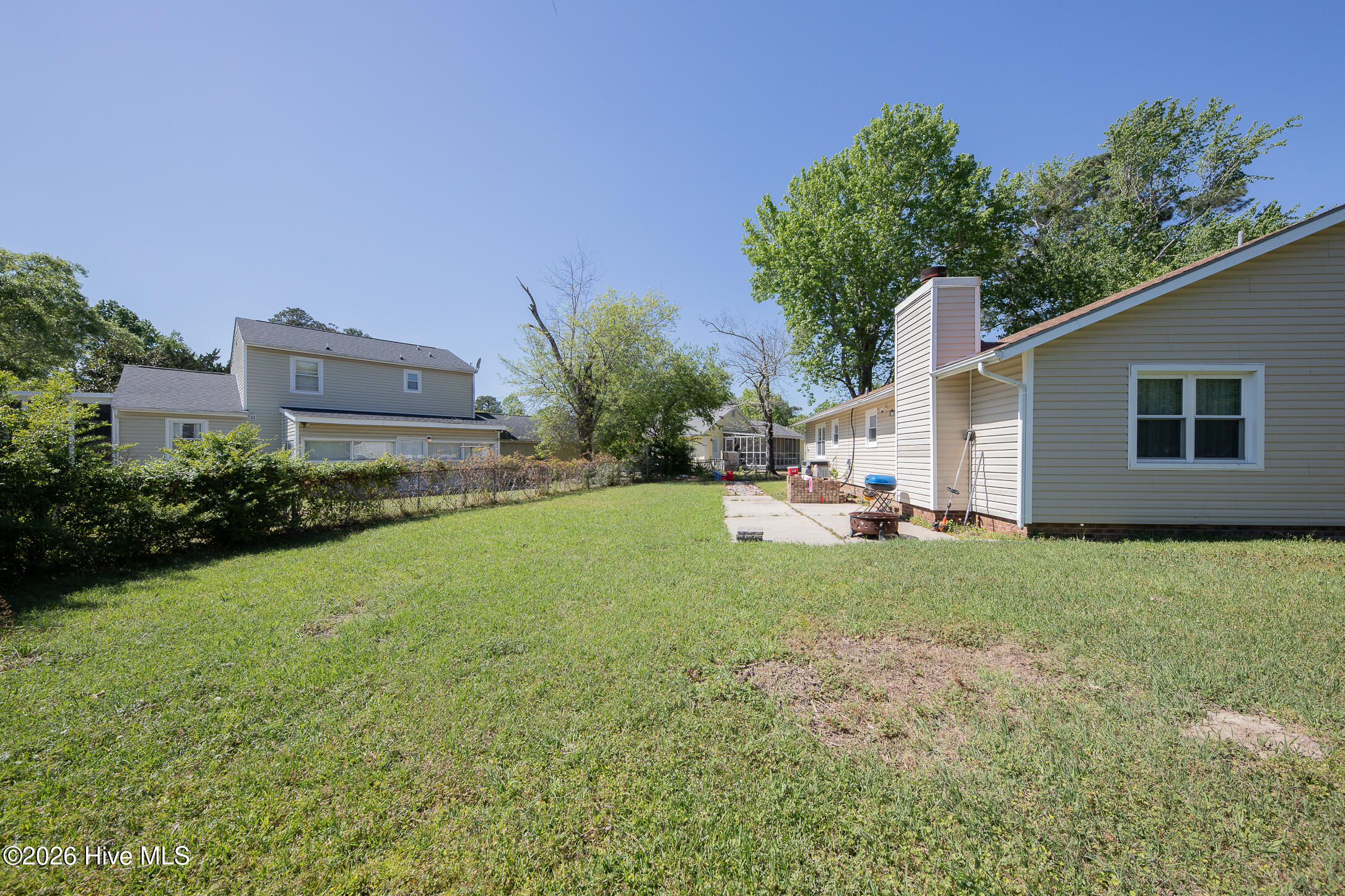 100566387 | Photo 37