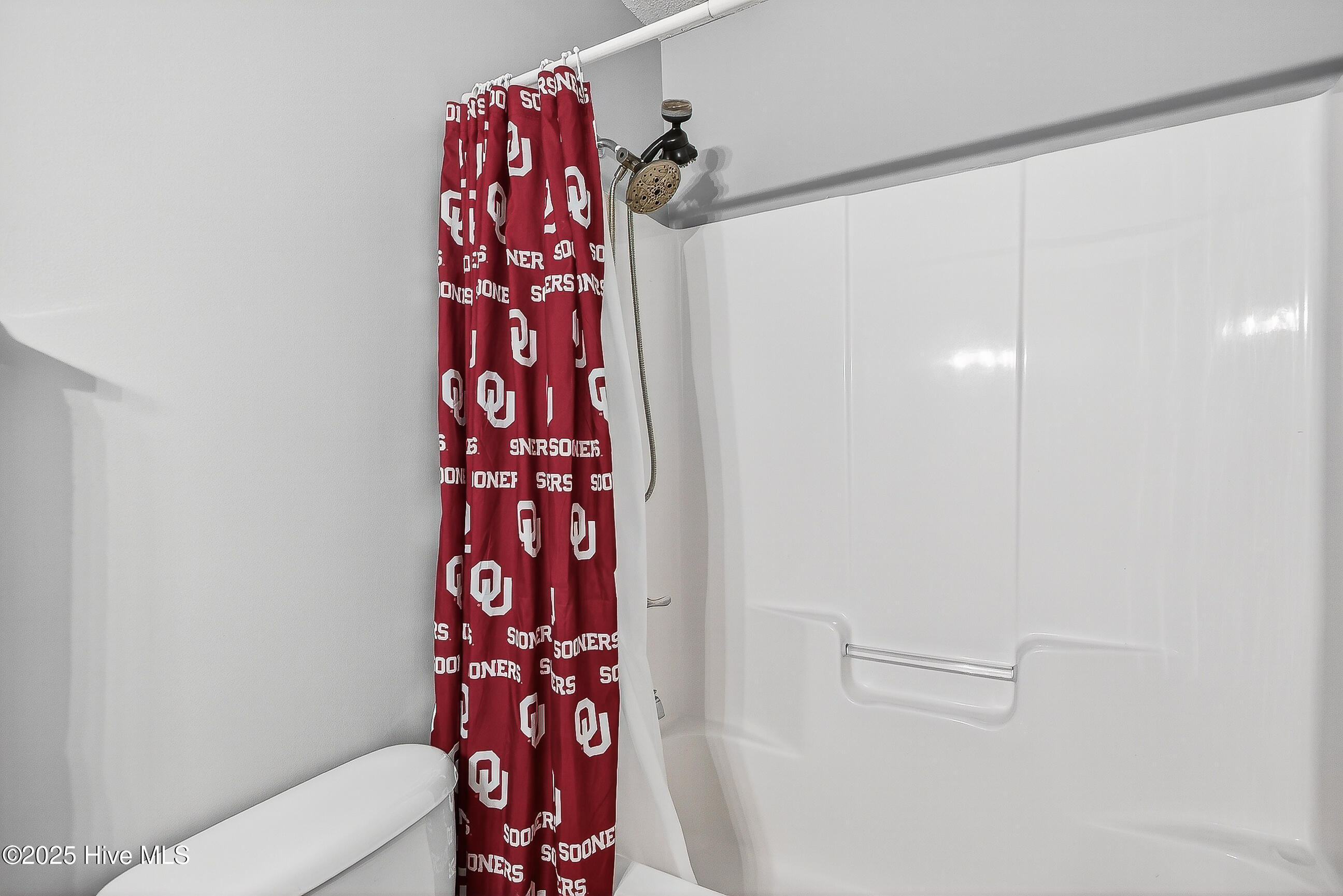 100541753 | Photo 20