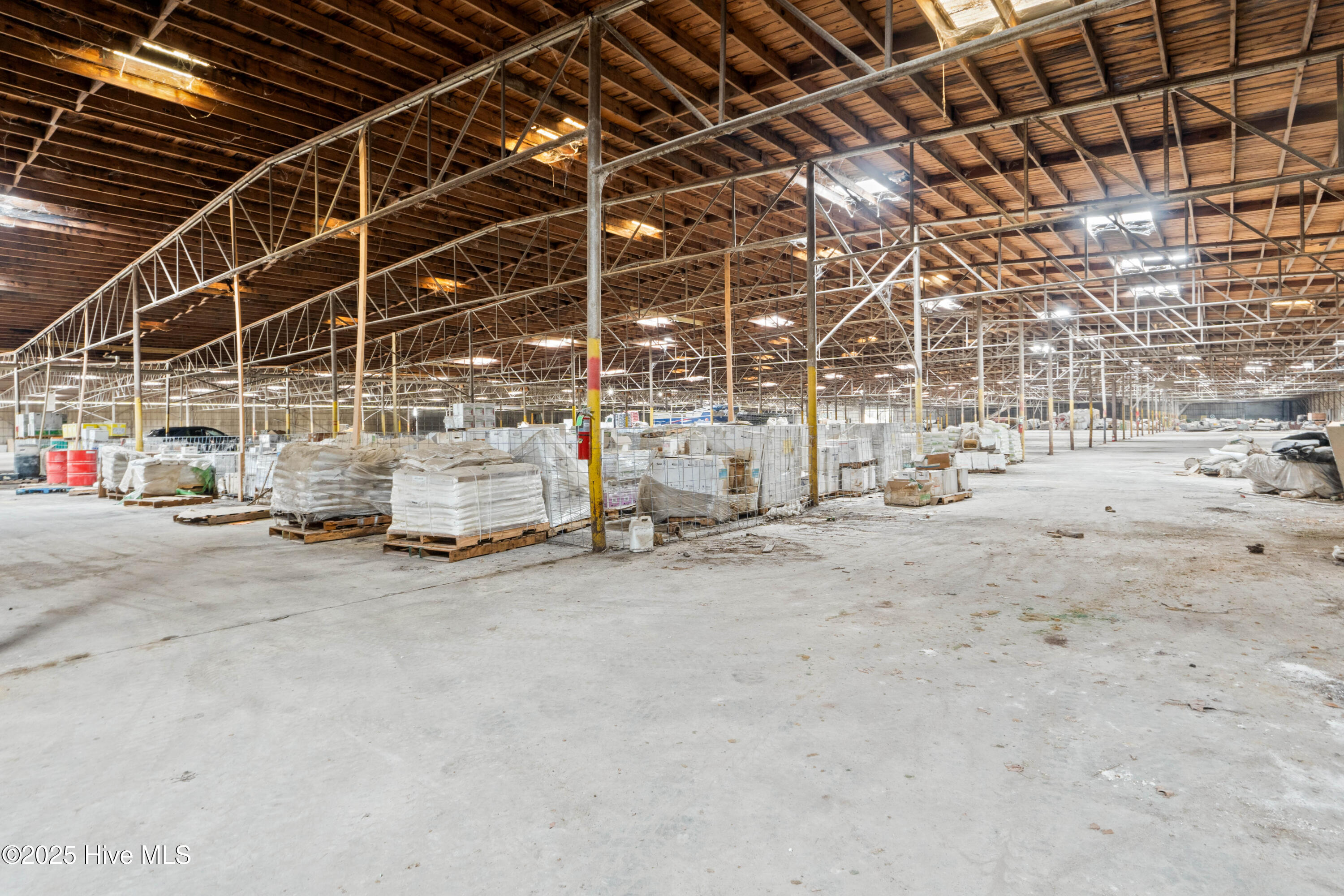 100488611 | Photo 10