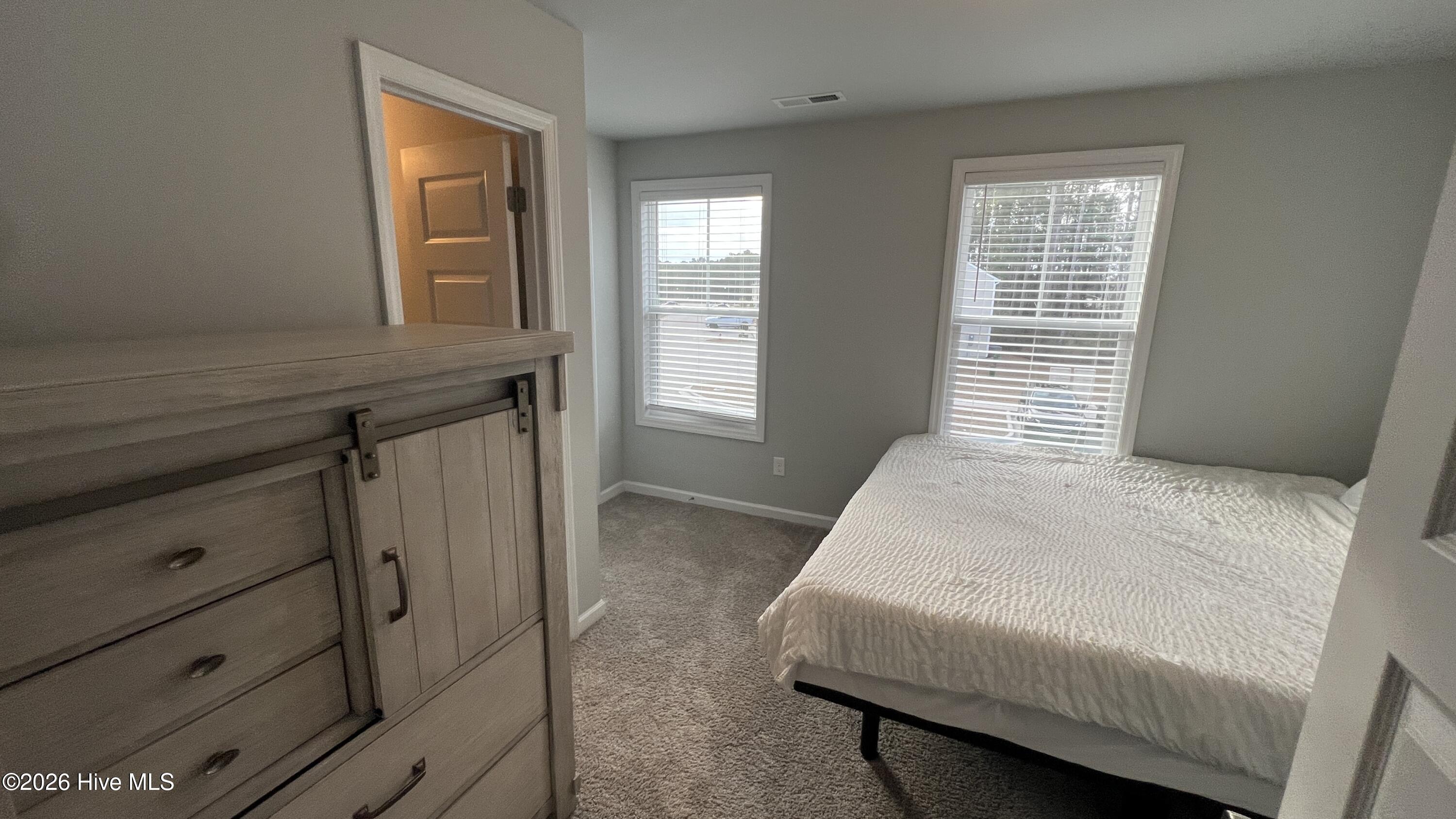 100550650 | Photo 18