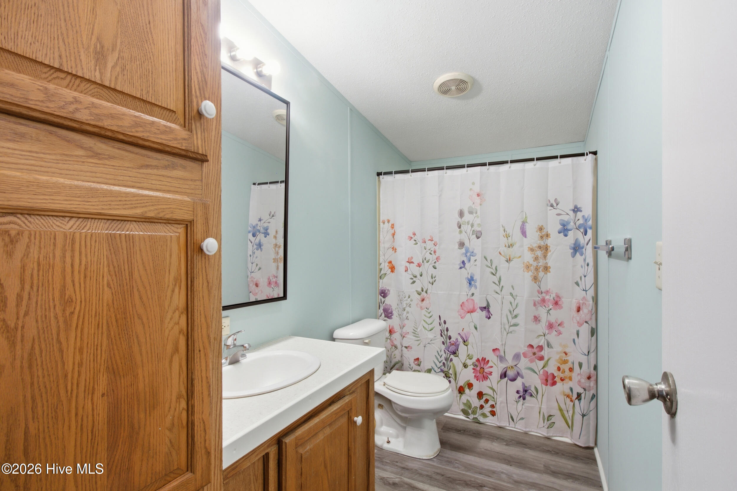 5520 County Line Road,New Bern