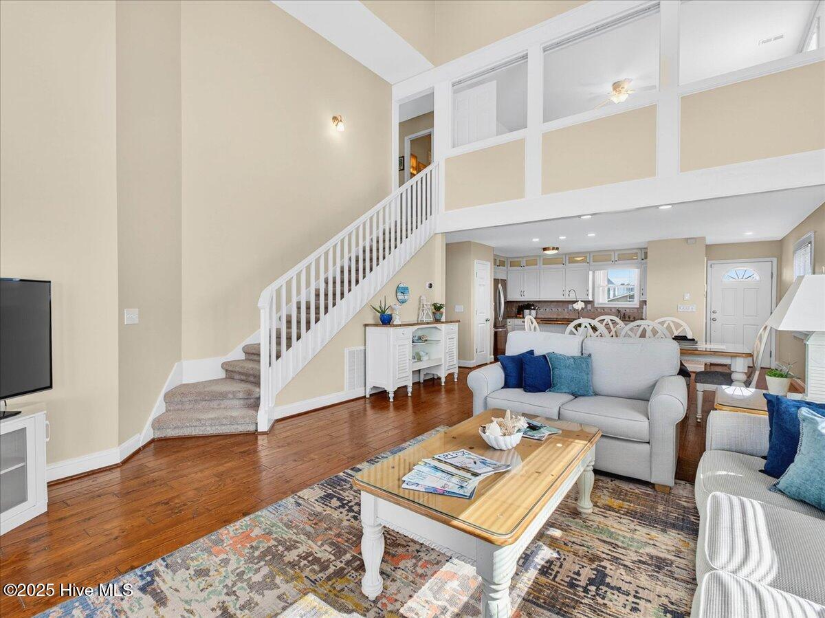 100521504 | Photo 19