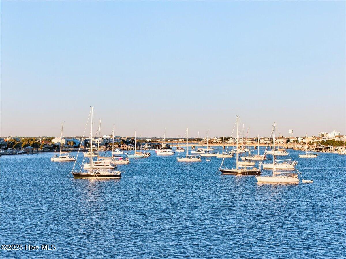 100540926 | Photo 92