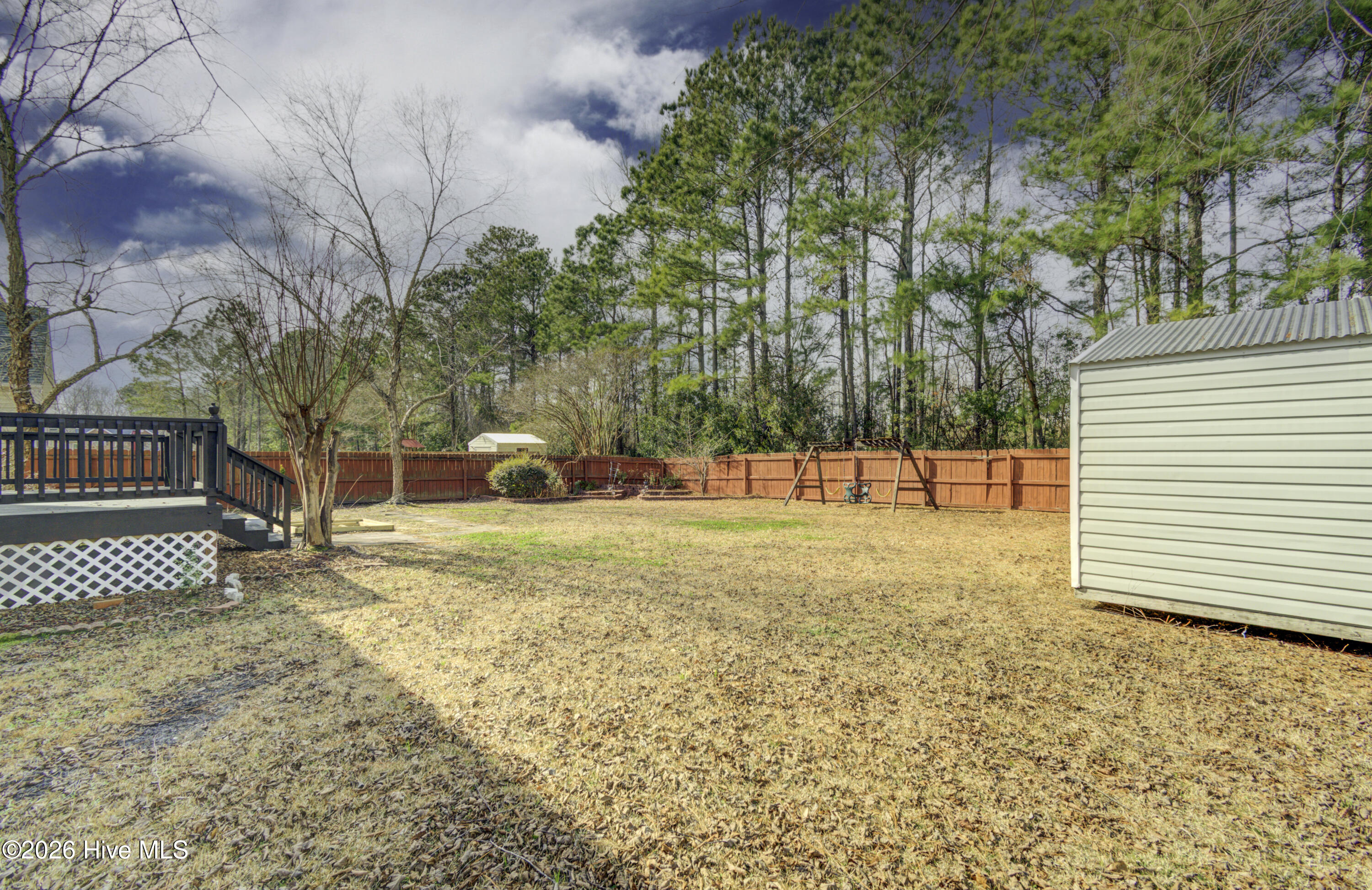 100549263 | Photo 65