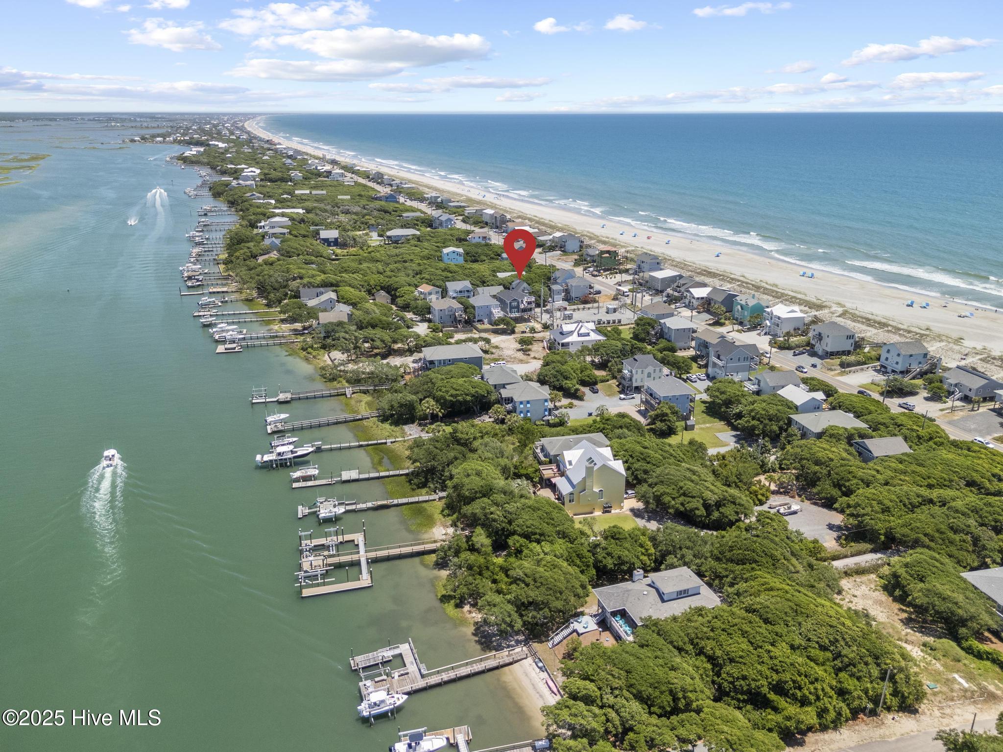 100498543 | Photo 138