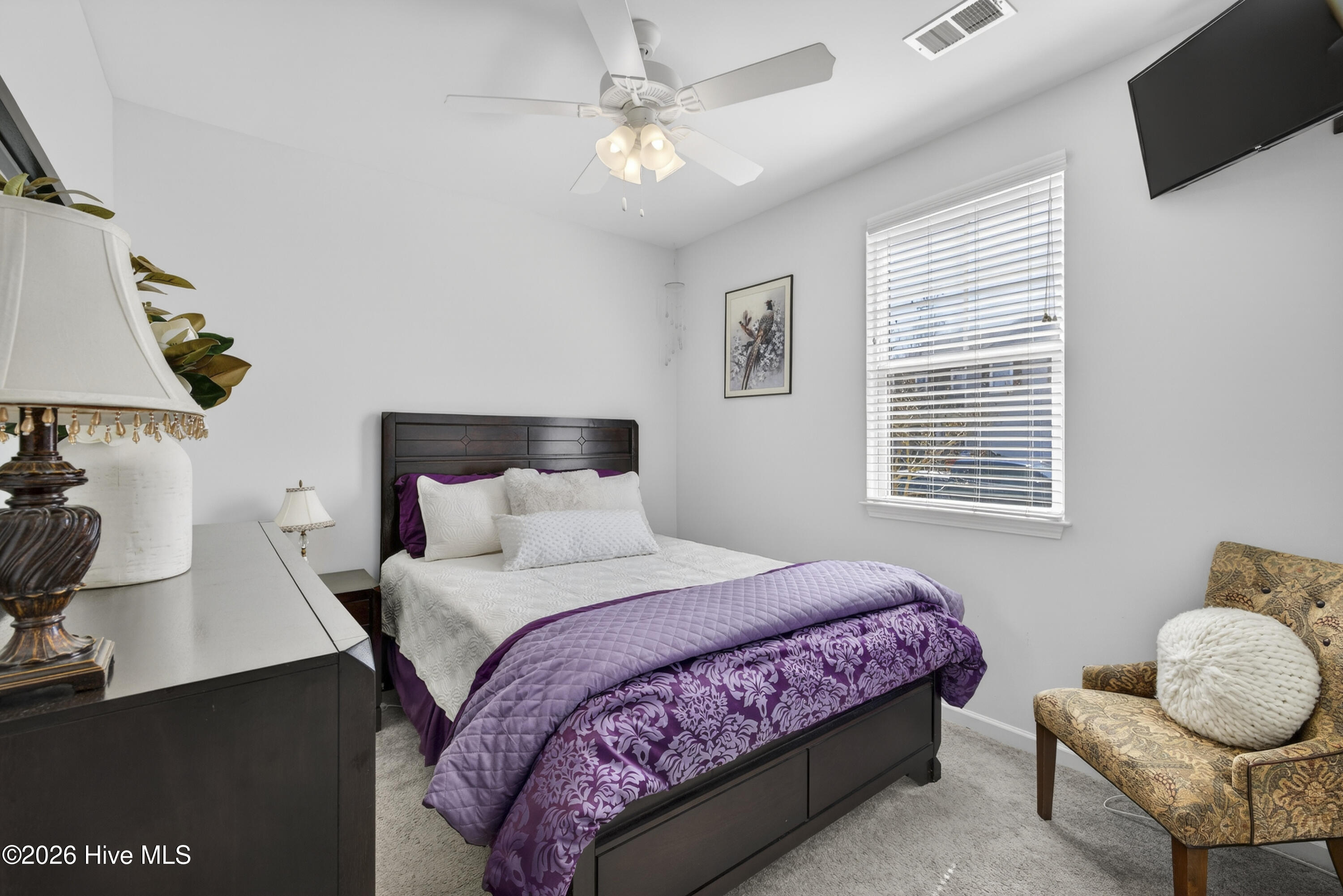 100560970 | Photo 17