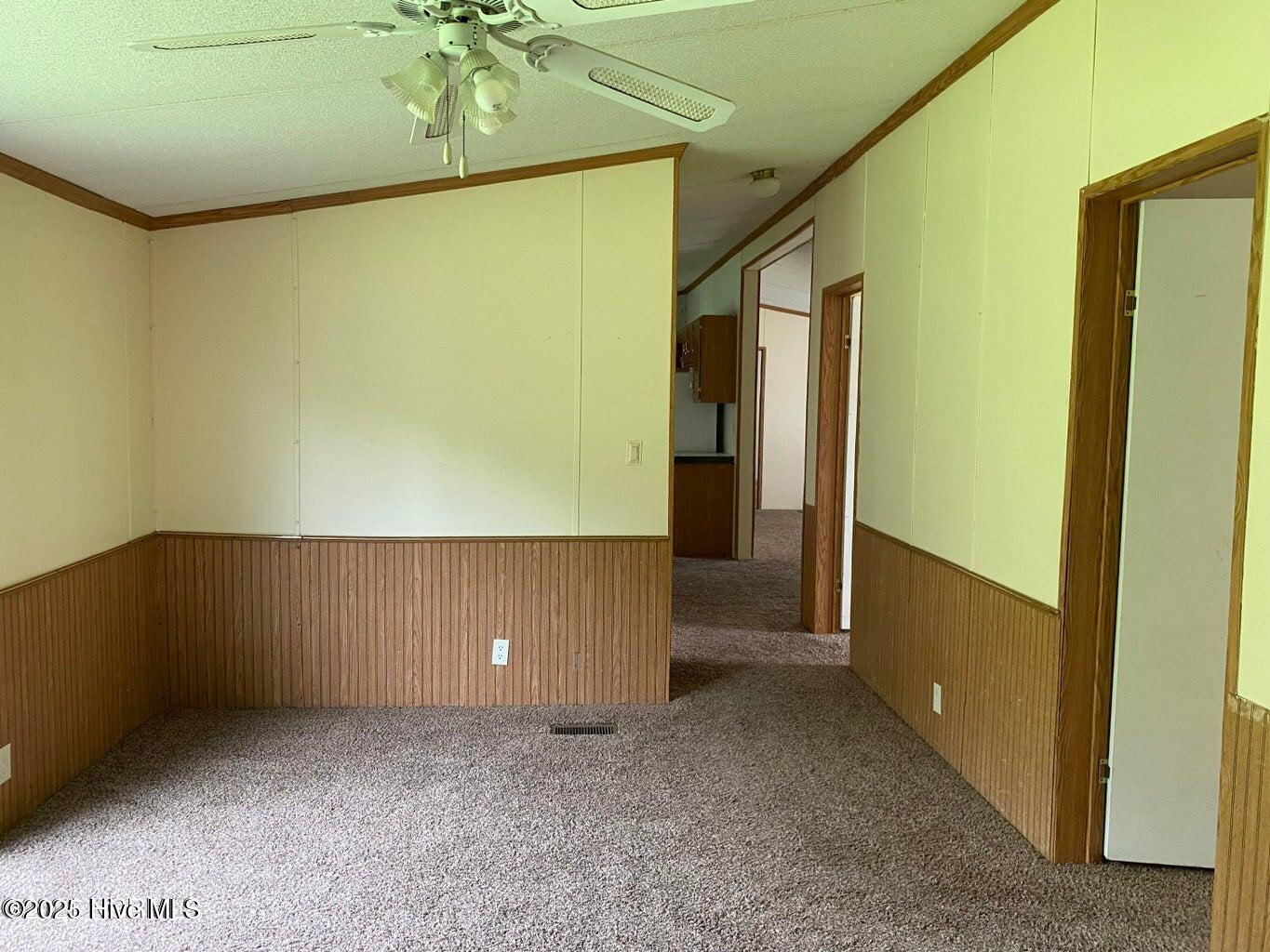 100542054 | Photo 10