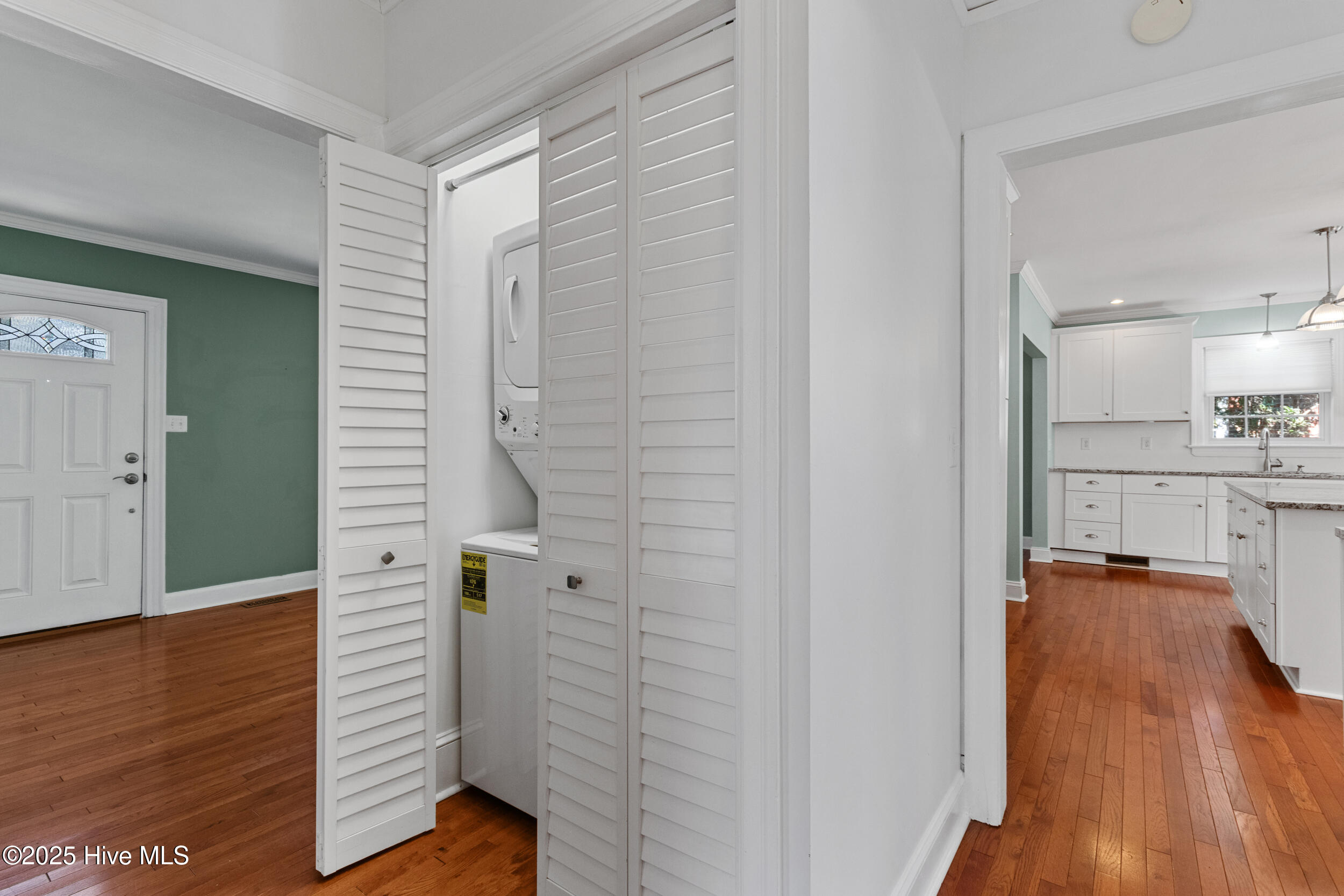 100538519 | Photo 10