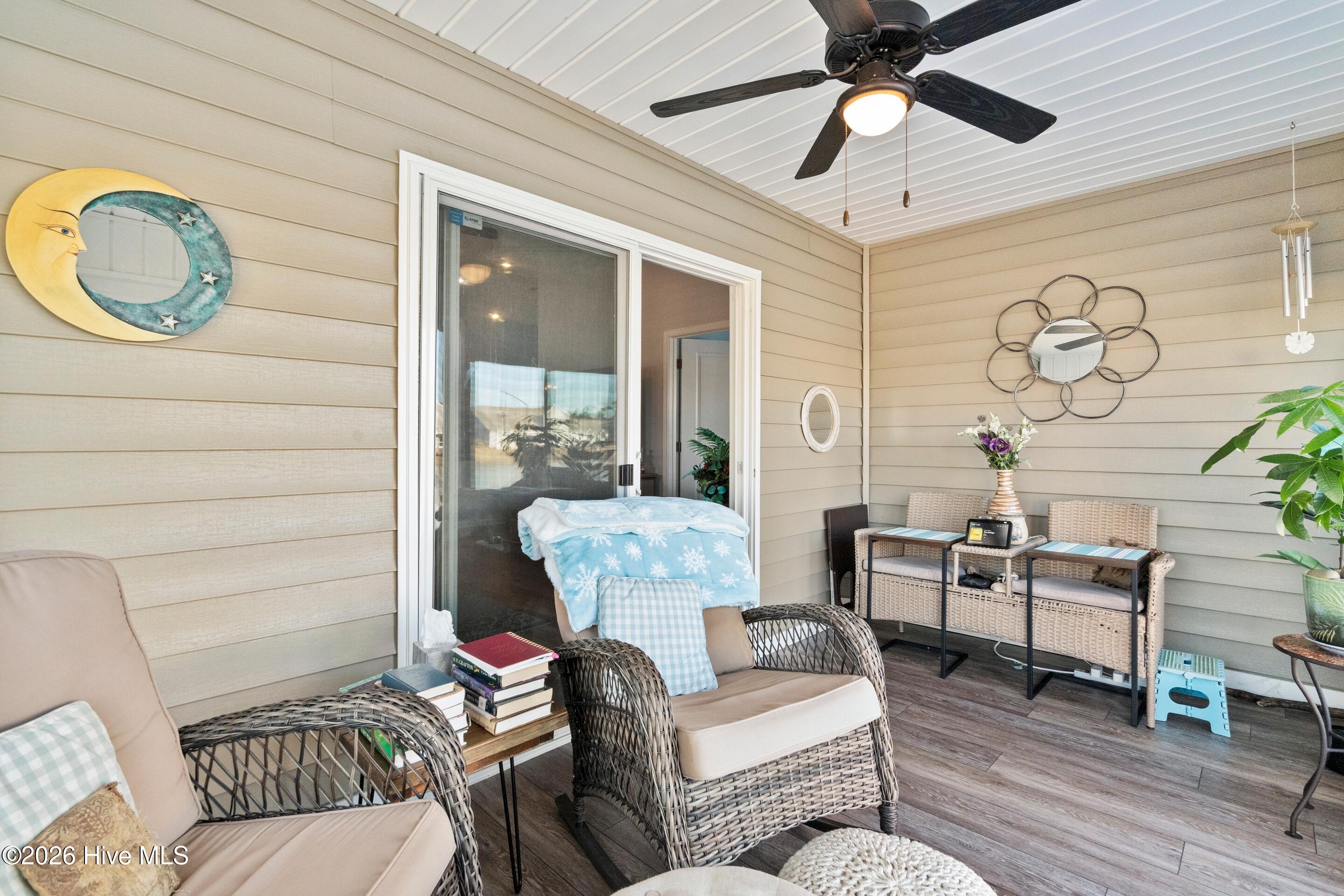 100552901 | Photo 28