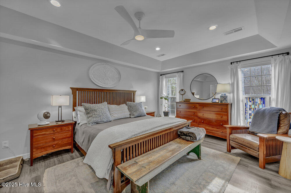 100545962 | Photo 17