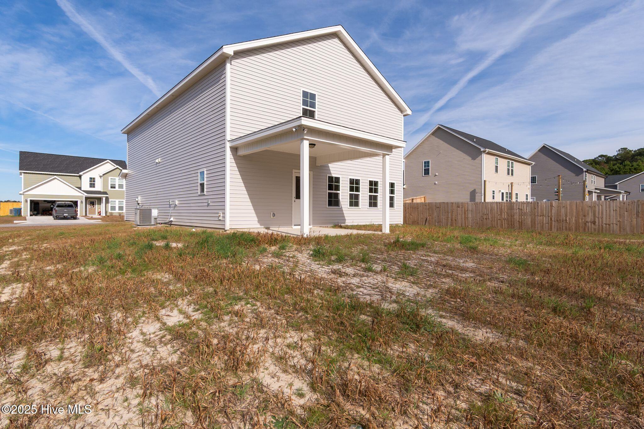 100531005 | Photo 40