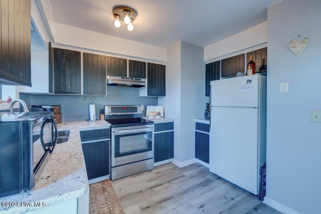 100480023 | Photo 15