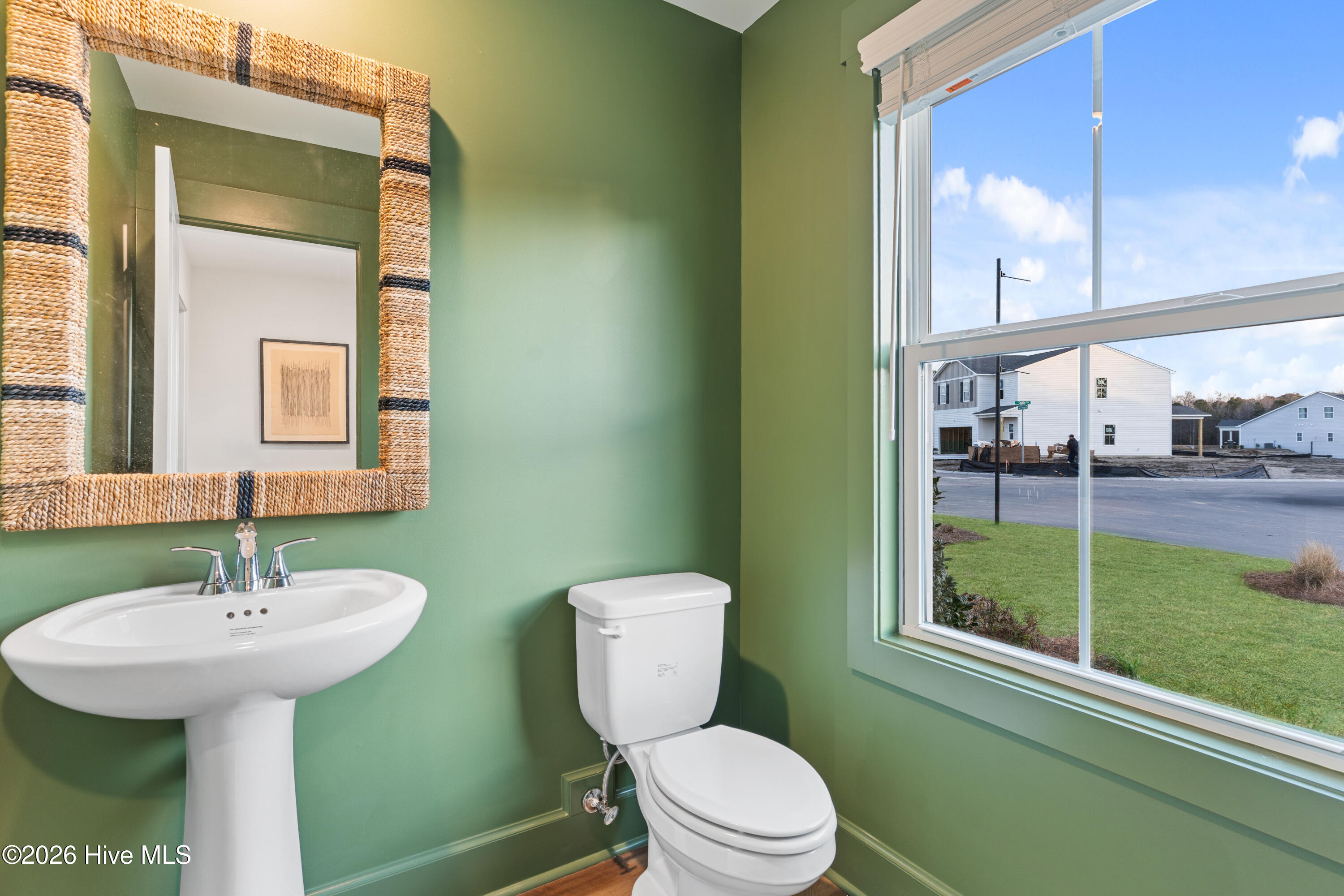 100541406 | Photo 12