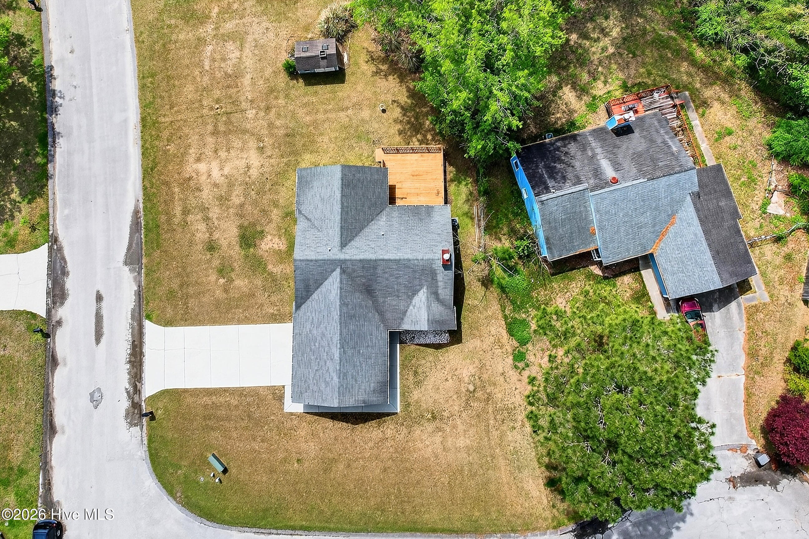 100565392 | Photo 29