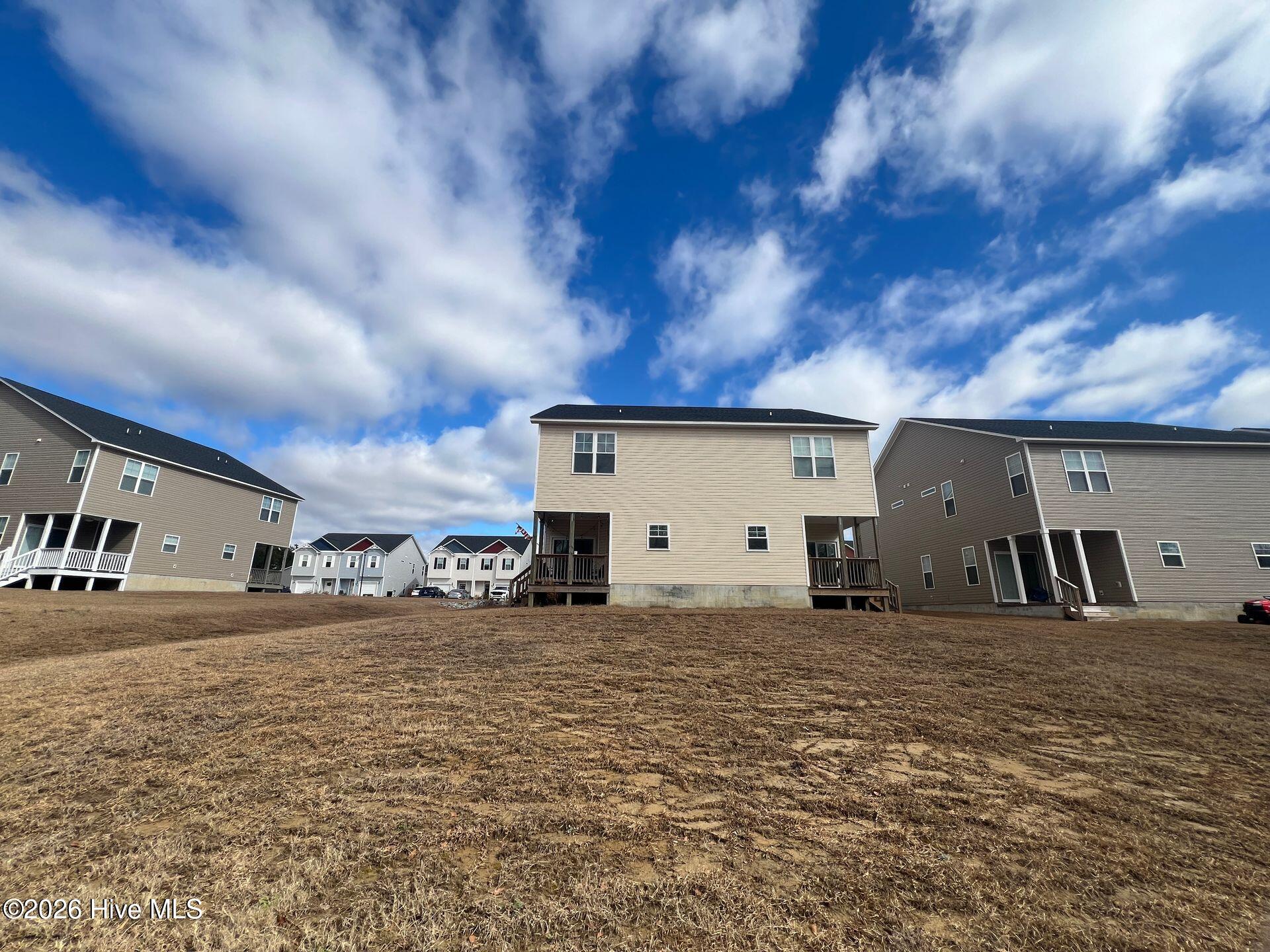 100566254 | Photo 22