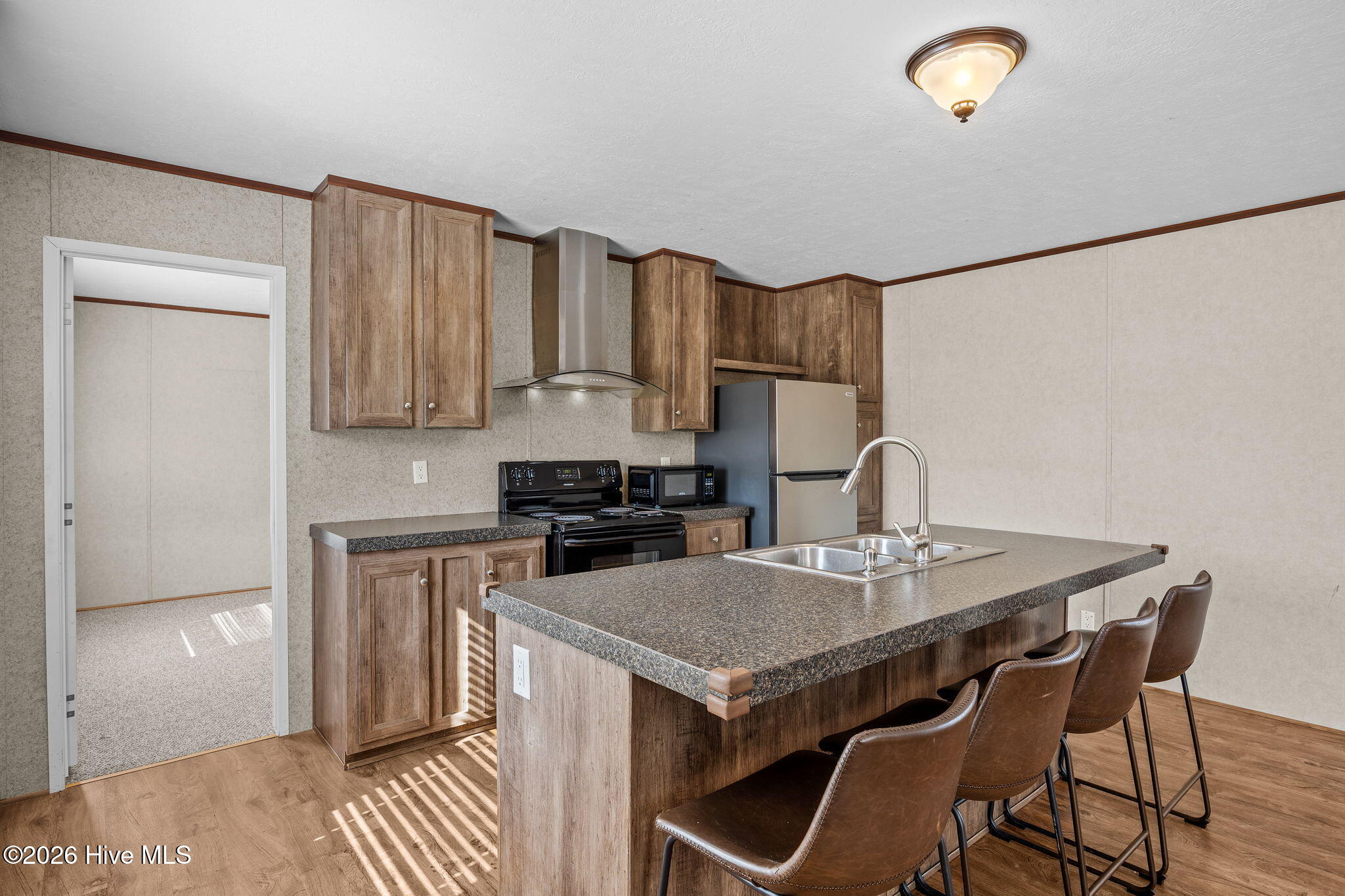 100551918 | Photo 15